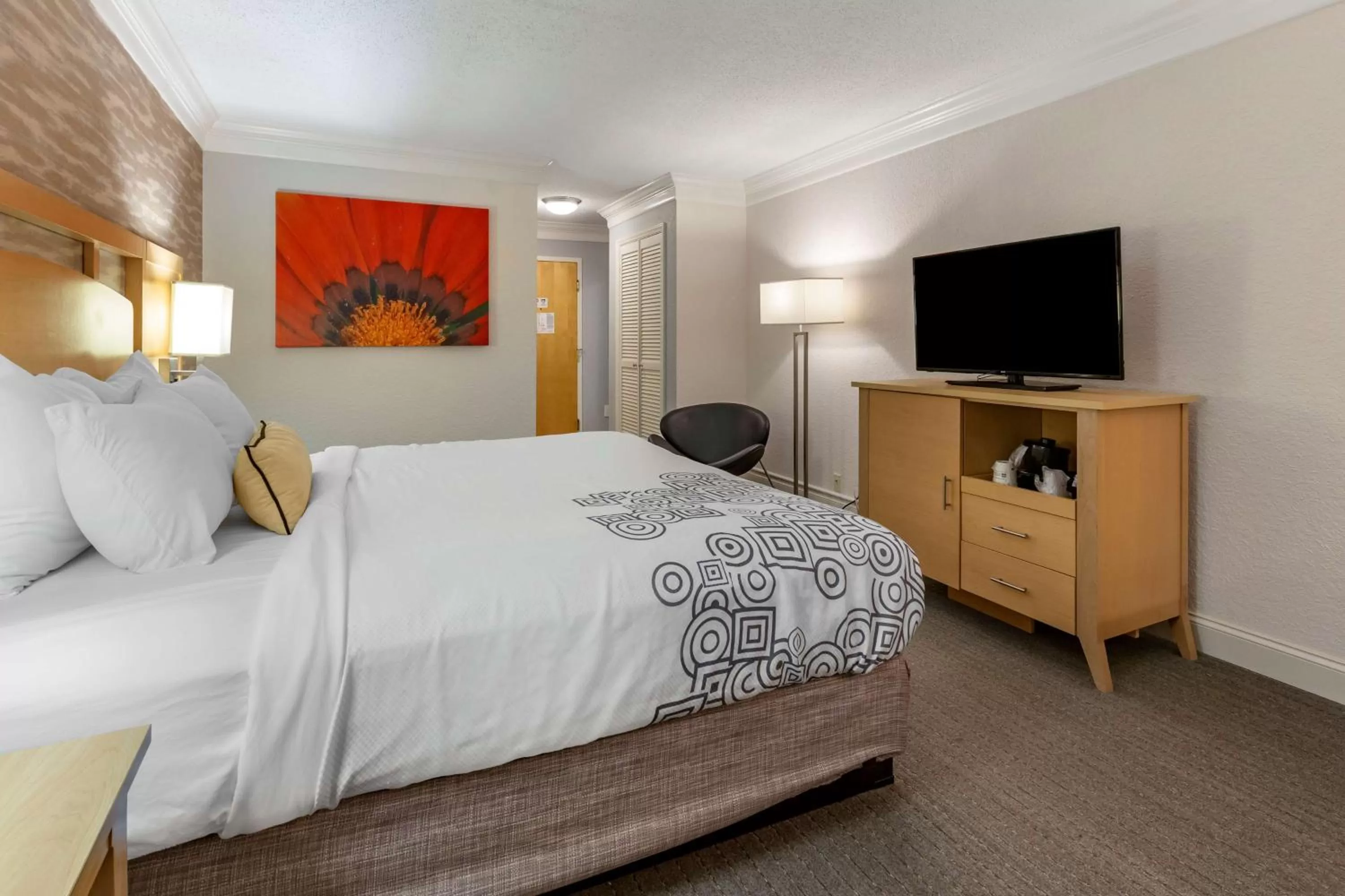 Bedroom, Bed in Best Western Plus University Inn