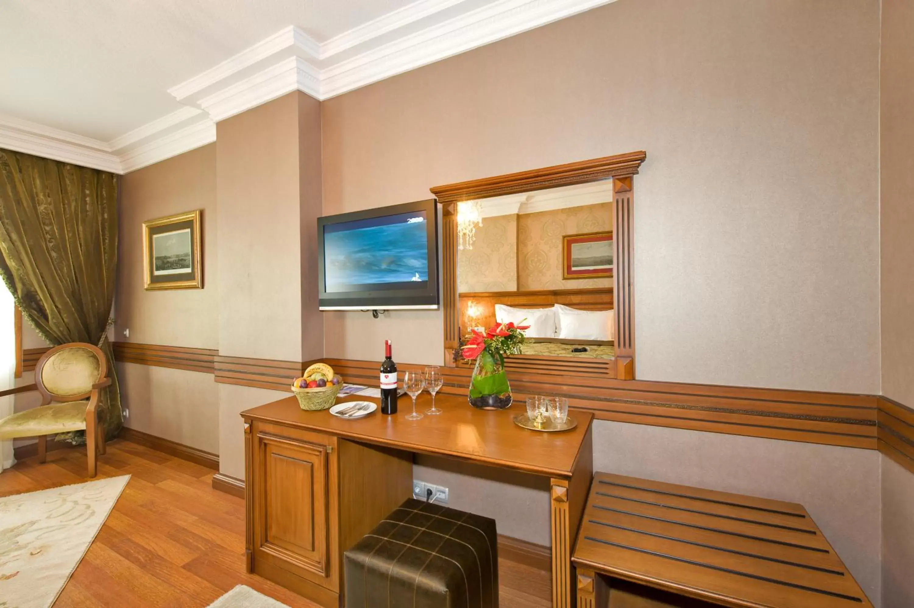 TV and multimedia, TV/Entertainment Center in Ferman Hotel Old City -Special Category