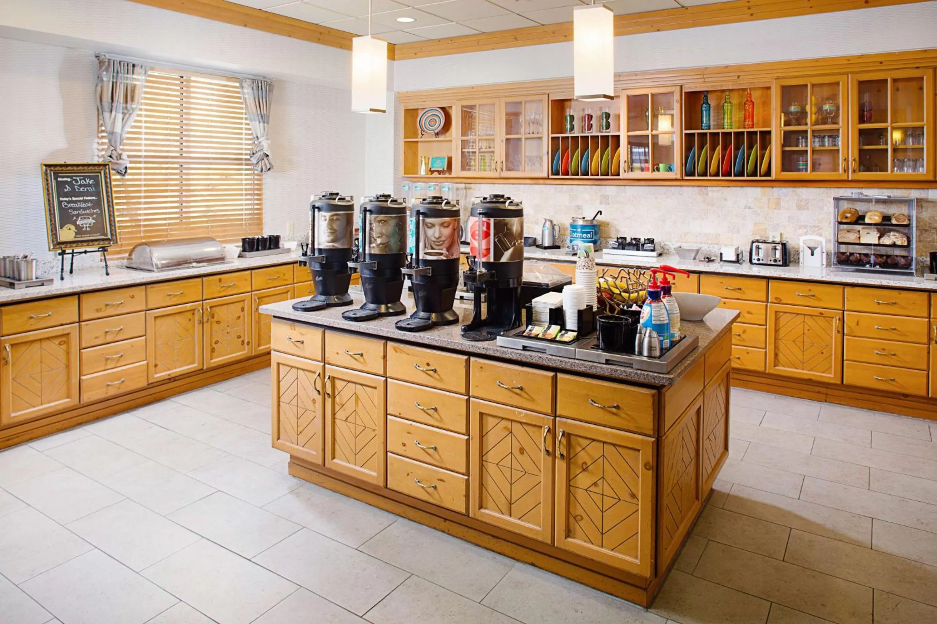 Breakfast in Homewood Suites by Hilton Albuquerque Uptown