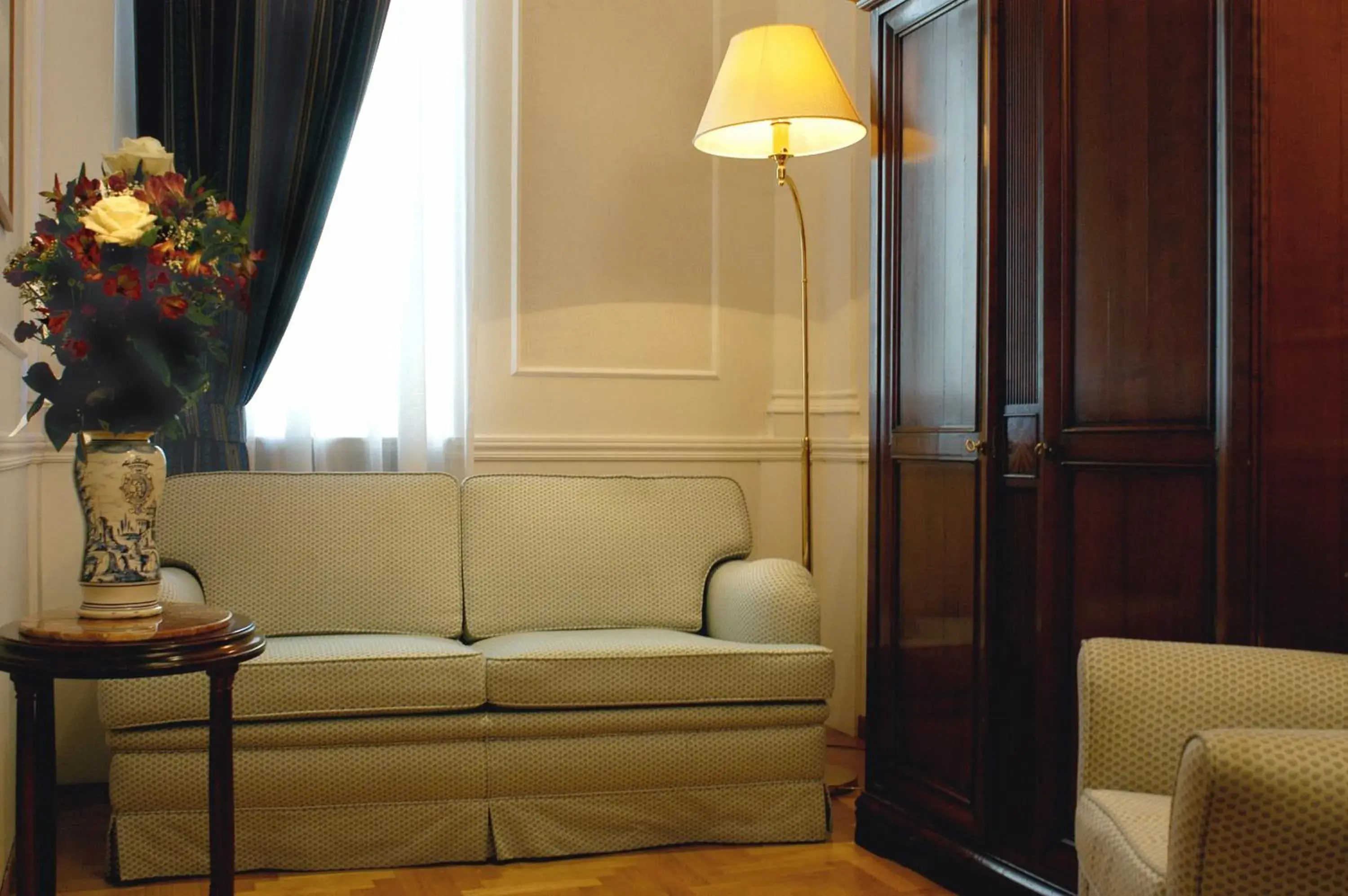 Living room in Hotel Flora Living room in Hotel Flora