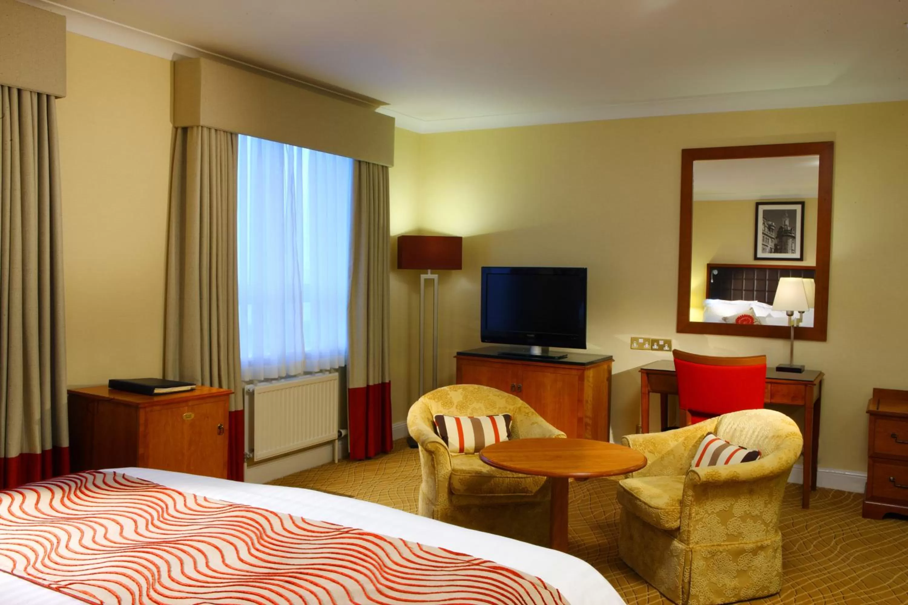 Photo of the whole room, Bed in Grand Hotel Sunderland