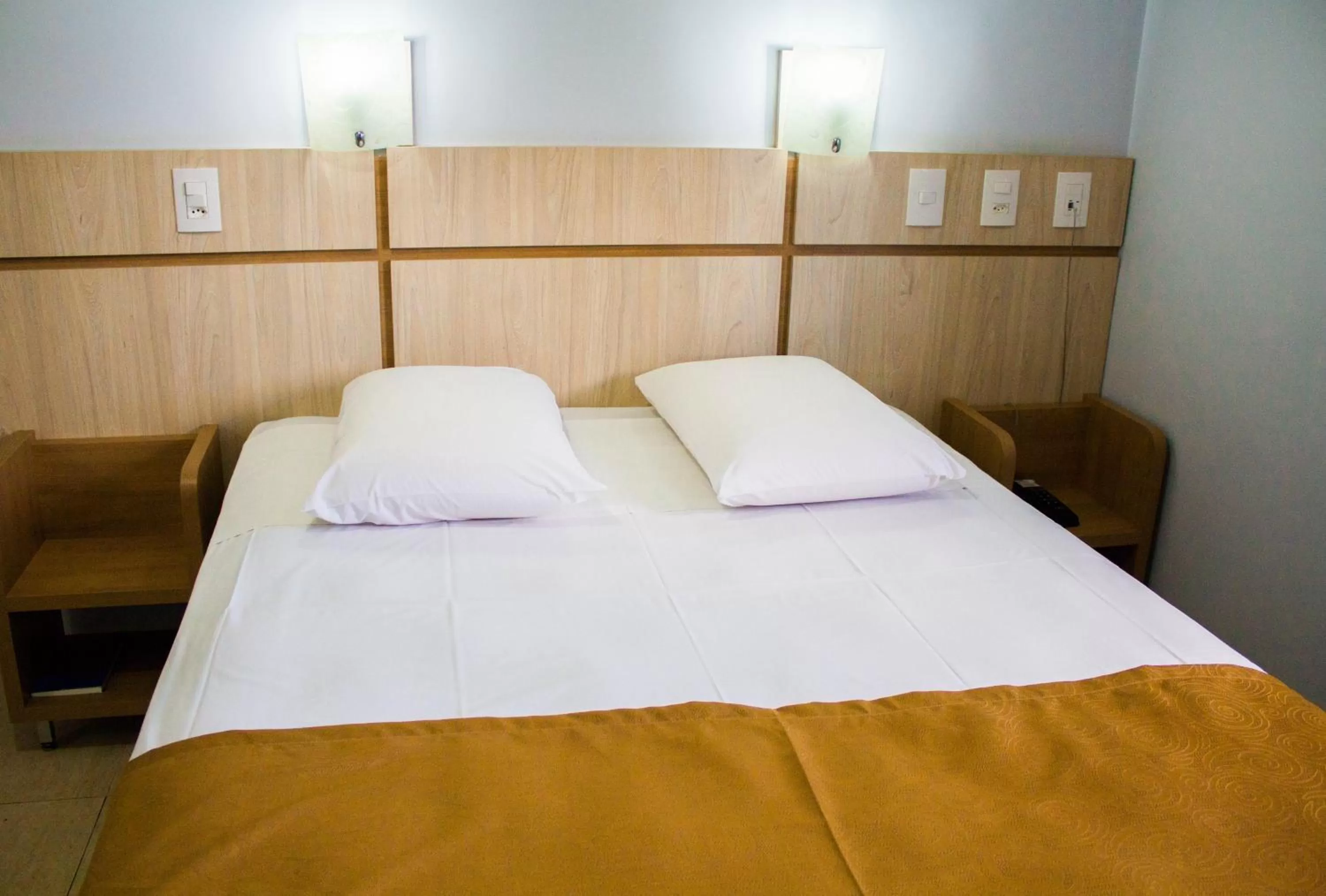 Bed in Hotel Baviera Iguassu