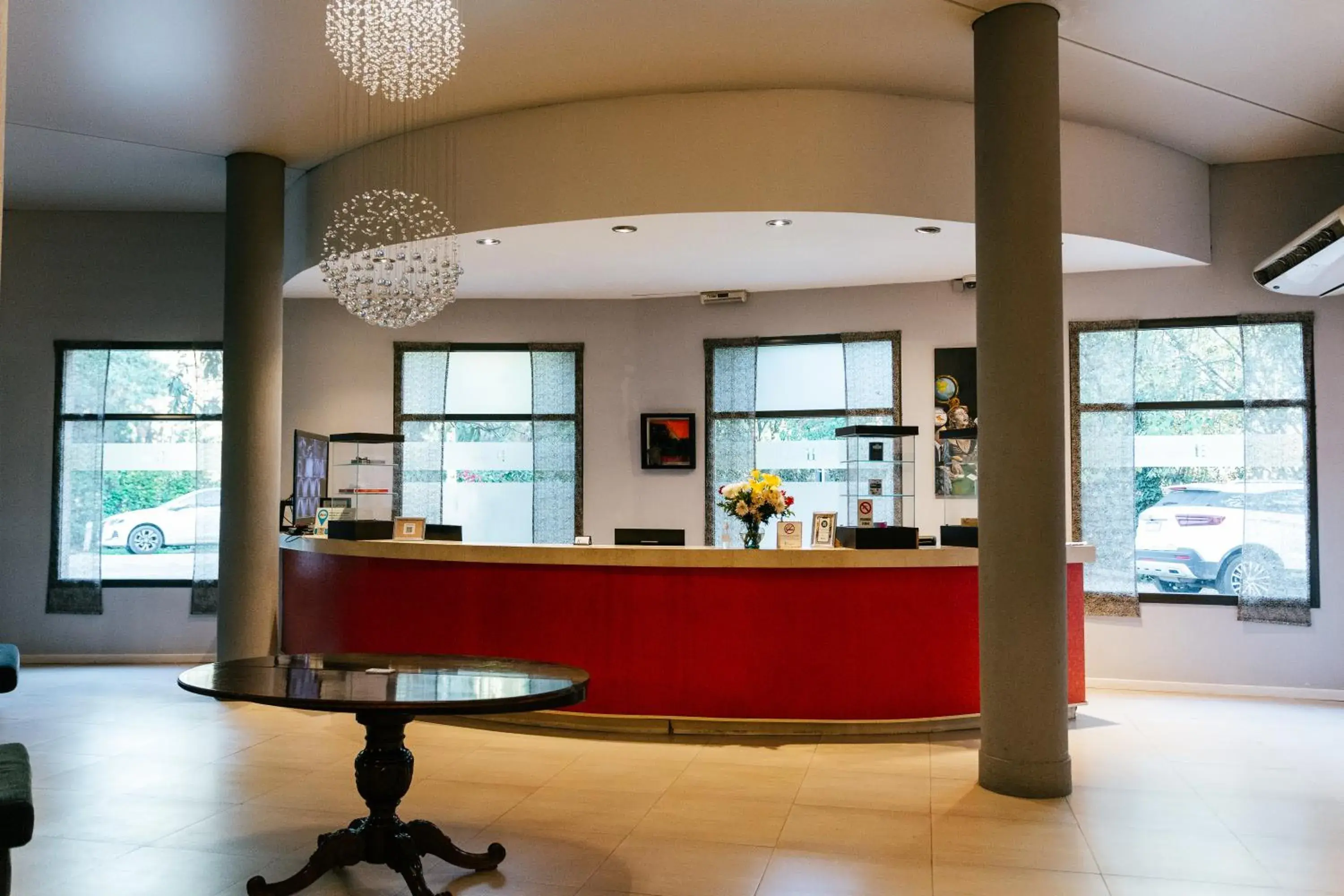 Lobby or reception in Hotel Plaza Central Canning Lobby or reception in Hotel Plaza Central Canning