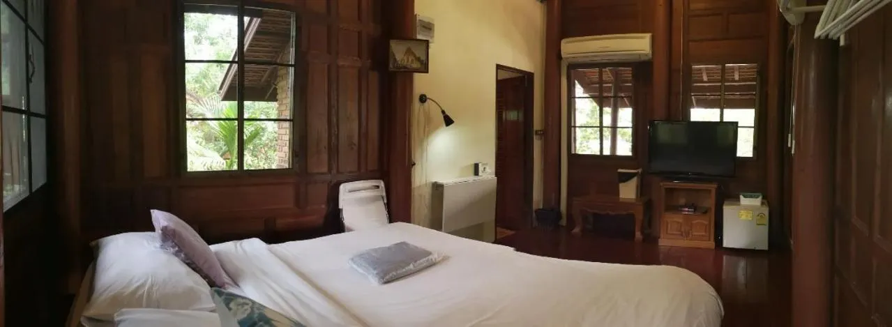 Bed in Ayodhara Village