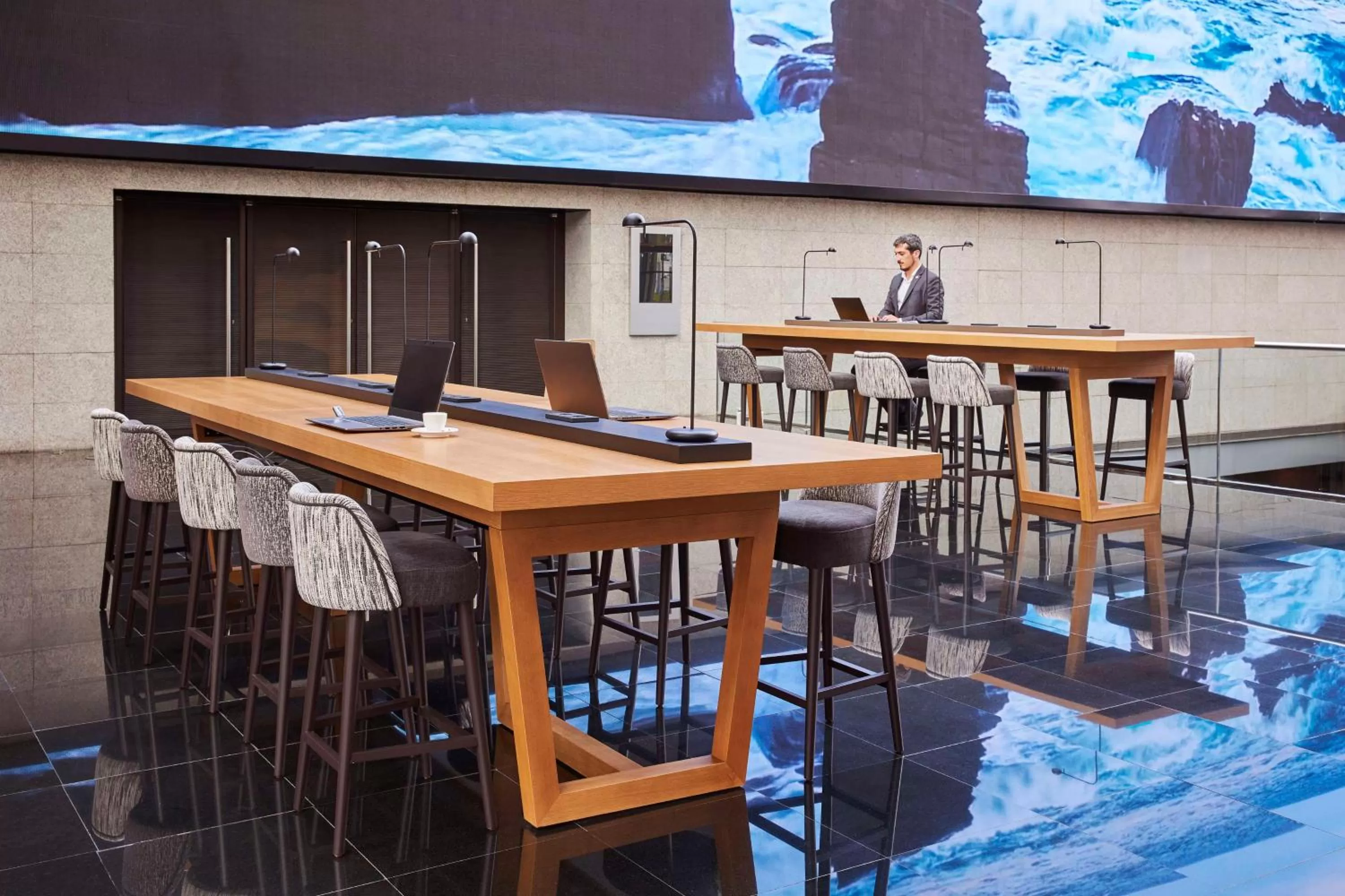 Lobby or reception in Hyatt Regency Barcelona Tower