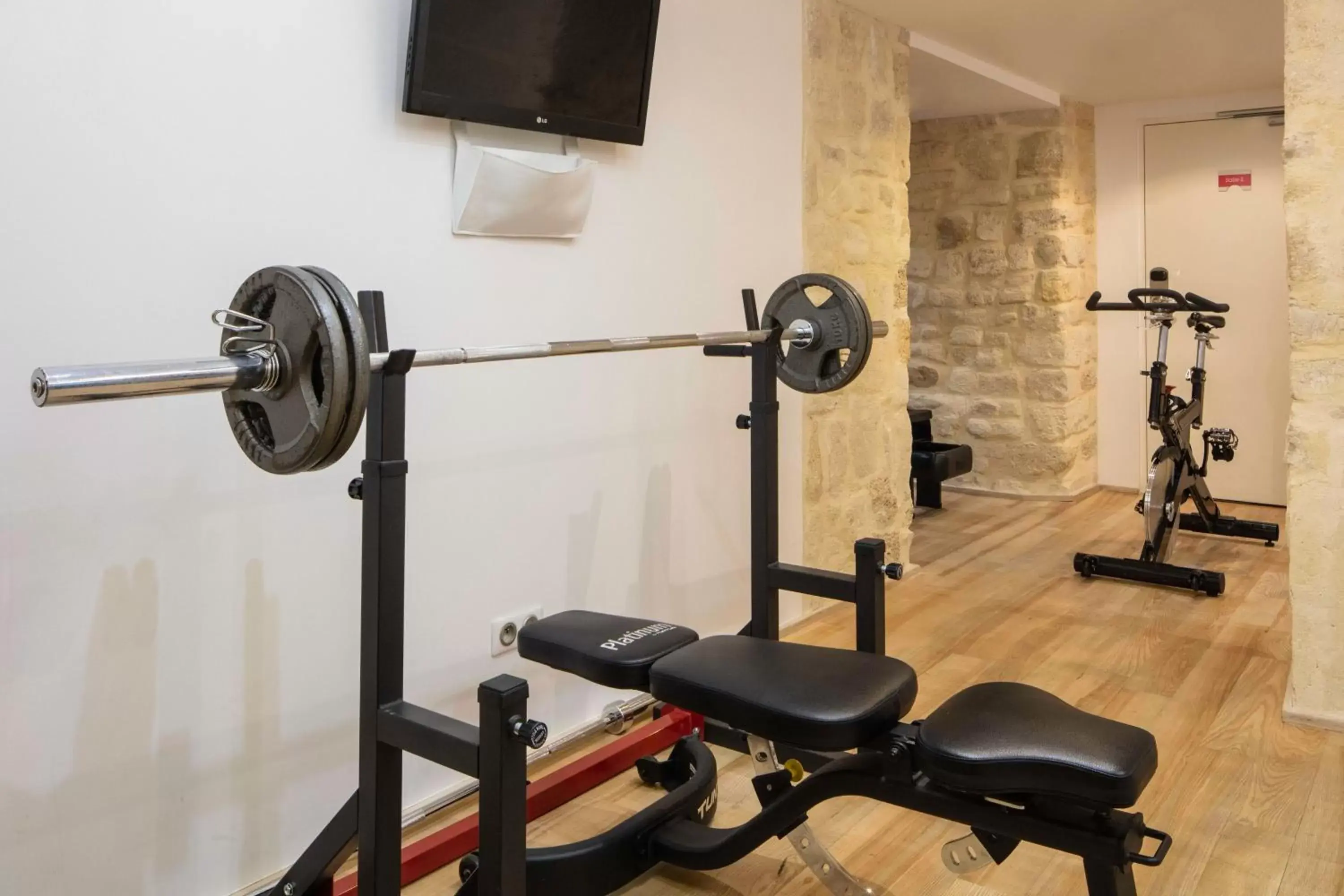 Fitness centre/facilities, Fitness Center/Facilities in Le 123 Sébastopol - Astotel