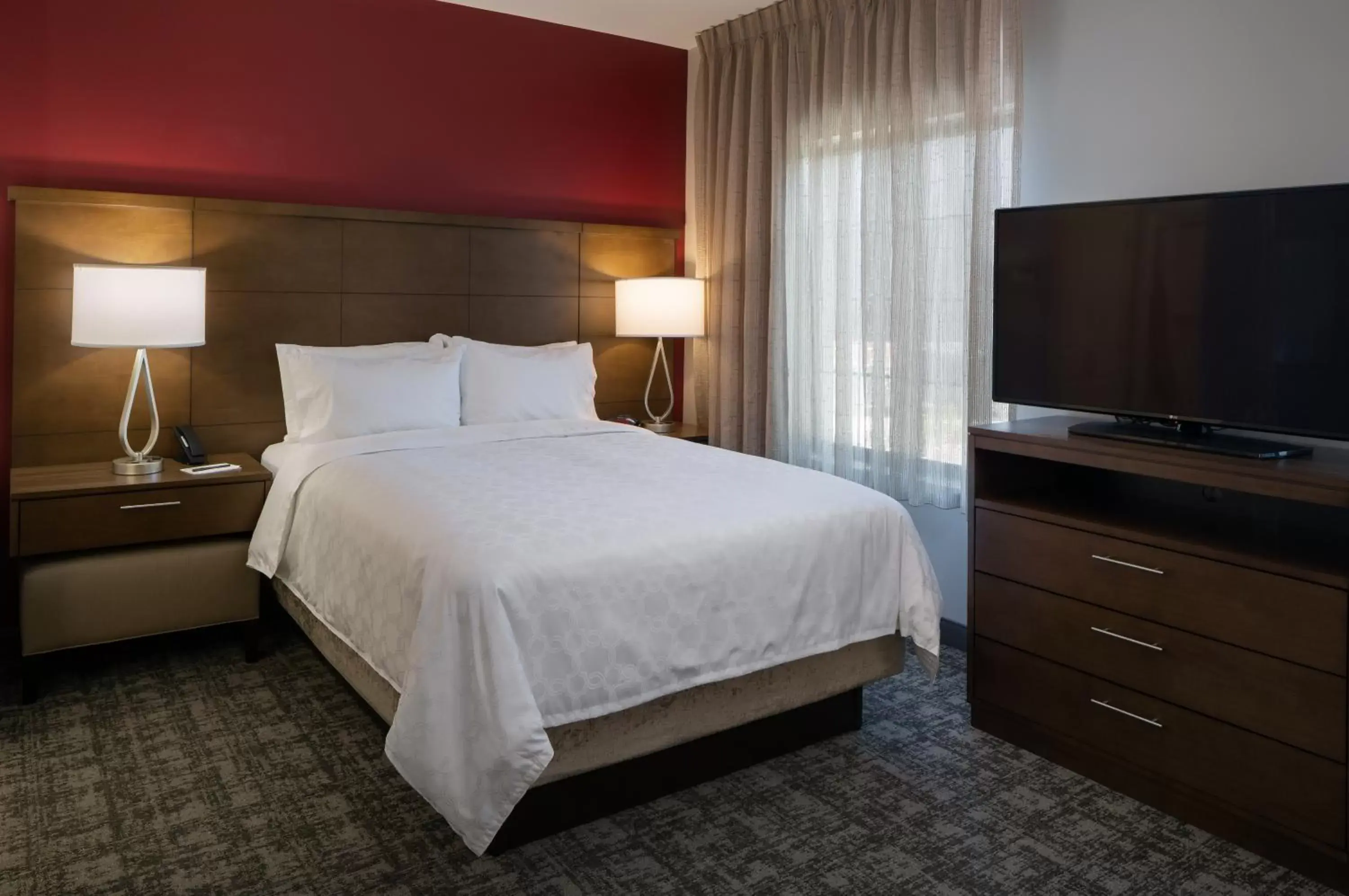 Bed in Staybridge Suites - Phoenix – Biltmore Area, an IHG Hotel