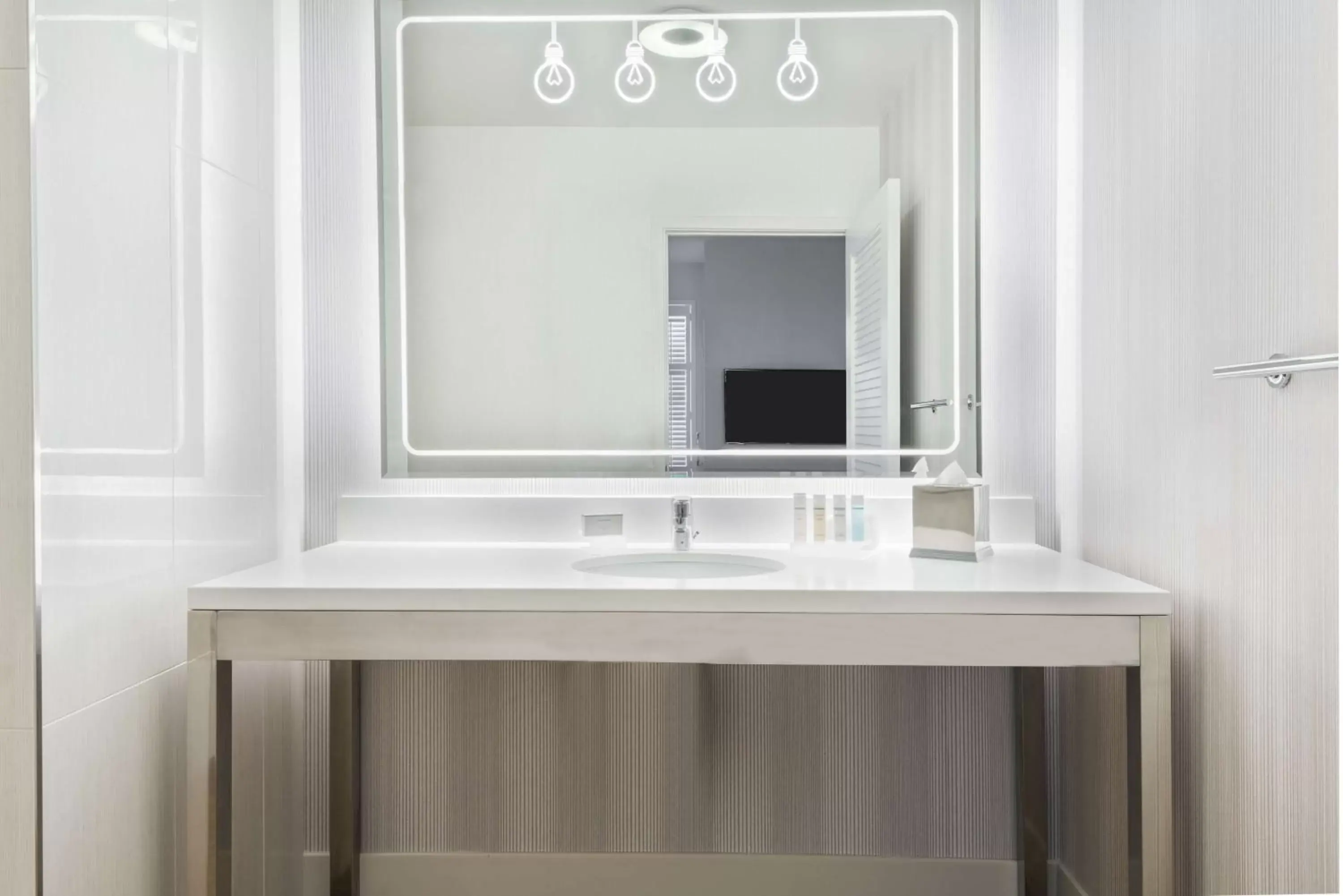 Bathroom in Homewood Suites by Hilton Sarasota-Lakewood Ranch