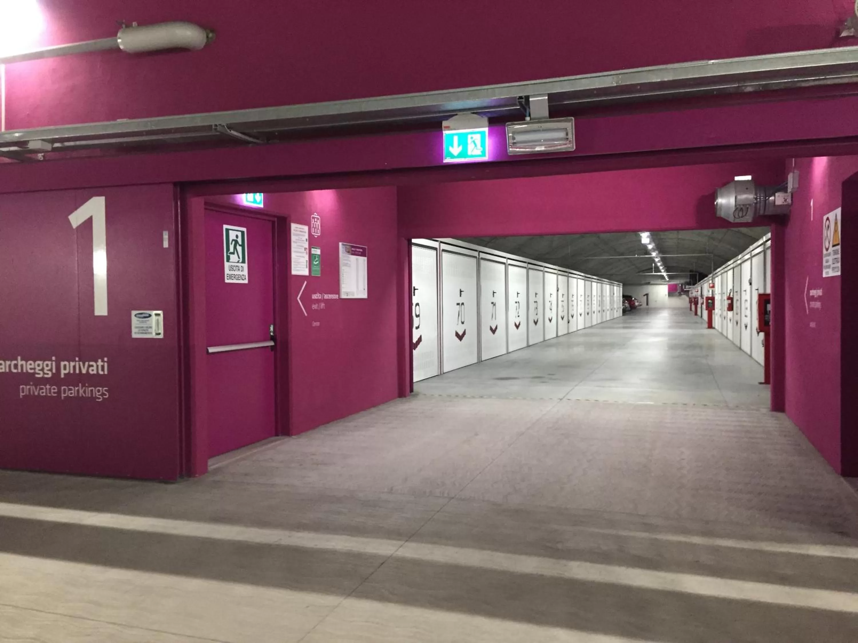 Parking in Hotel Coppe Trieste - Boutique Hotel