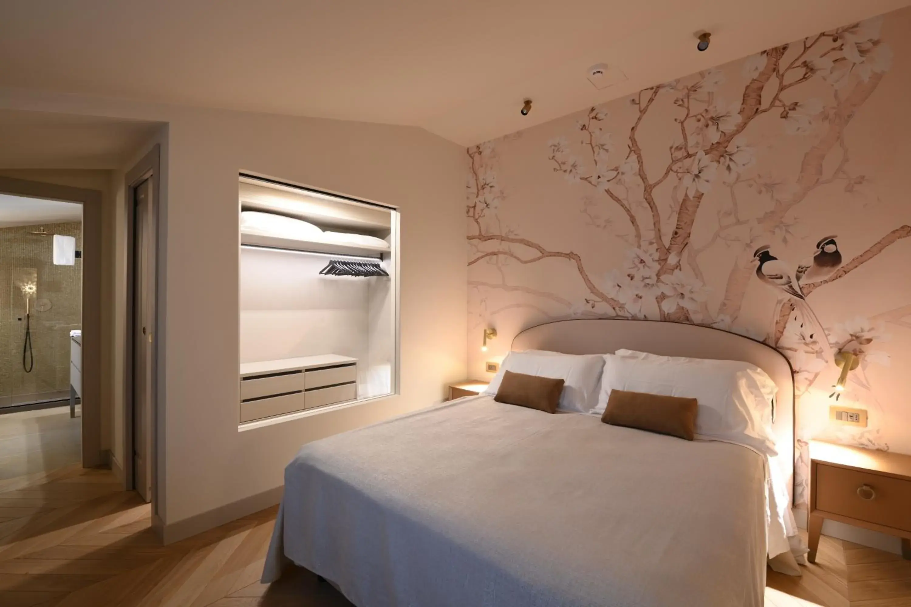 Bedroom, Bed in Hotel Dei Fiori Restaurant - Meeting & Spa