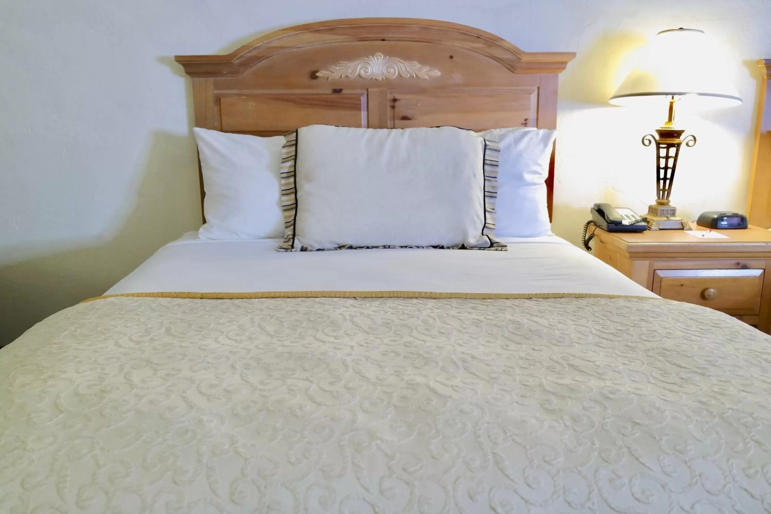 Bed in Ramada by Wyndham Las Cruces Hotel & Conference Center