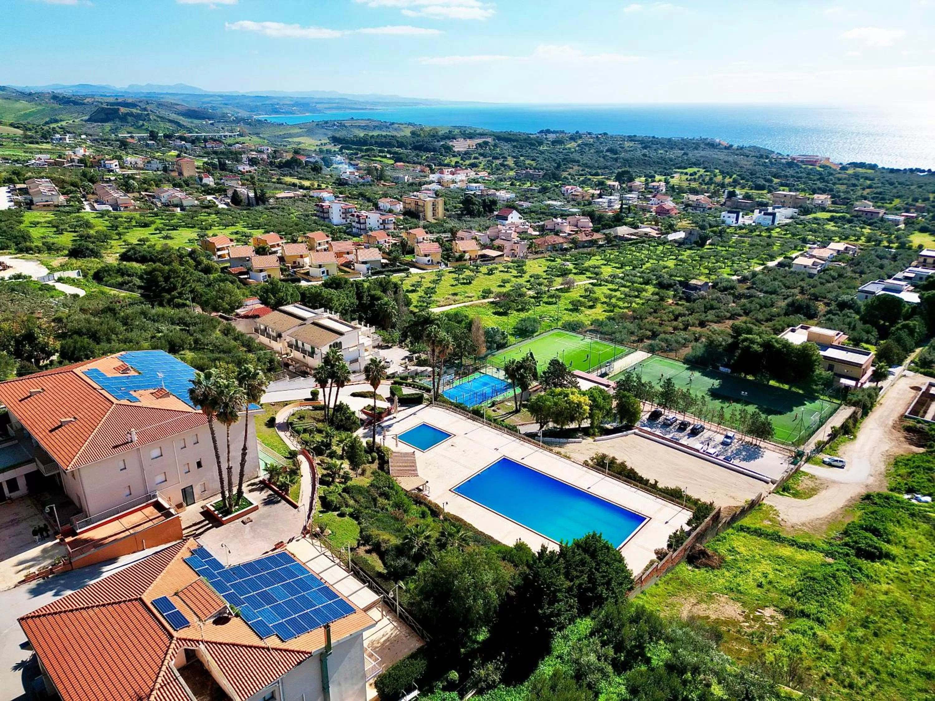 Day in Aparthotel Isabella