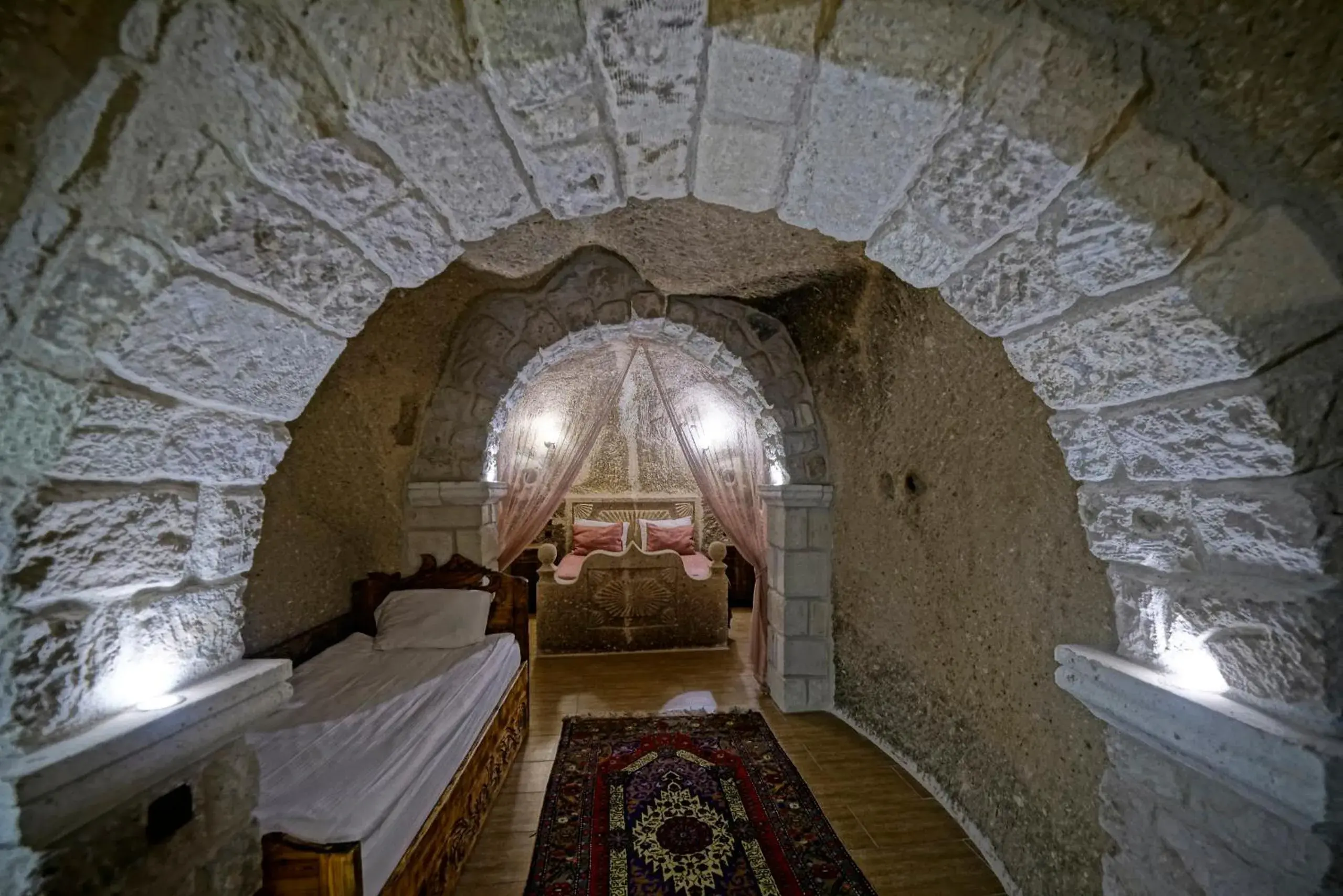 Bedroom in Holiday Cave Hotel