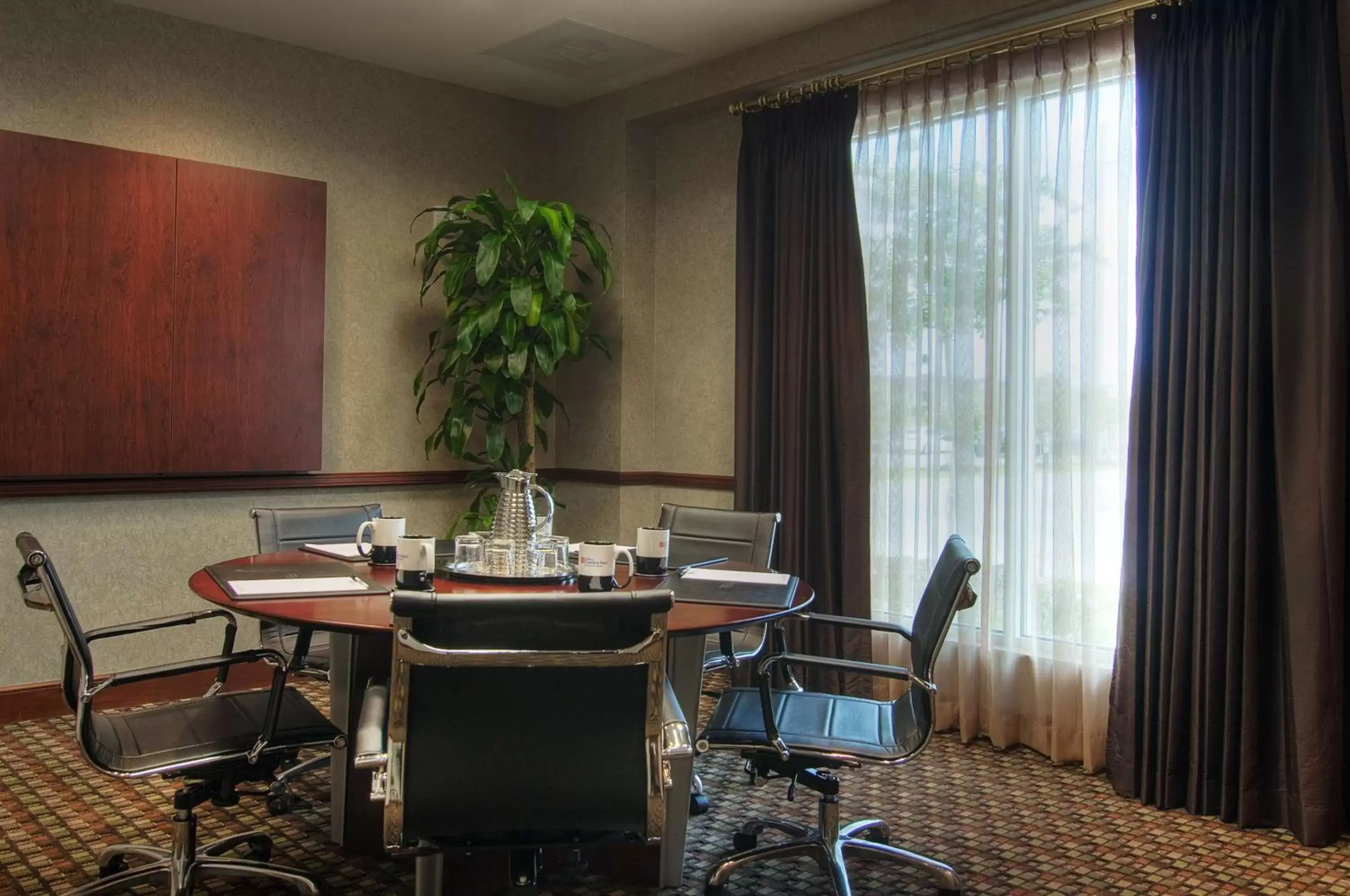 Meeting/conference room, Restaurant/Places to Eat in Hilton Garden Inn Houston-Pearland