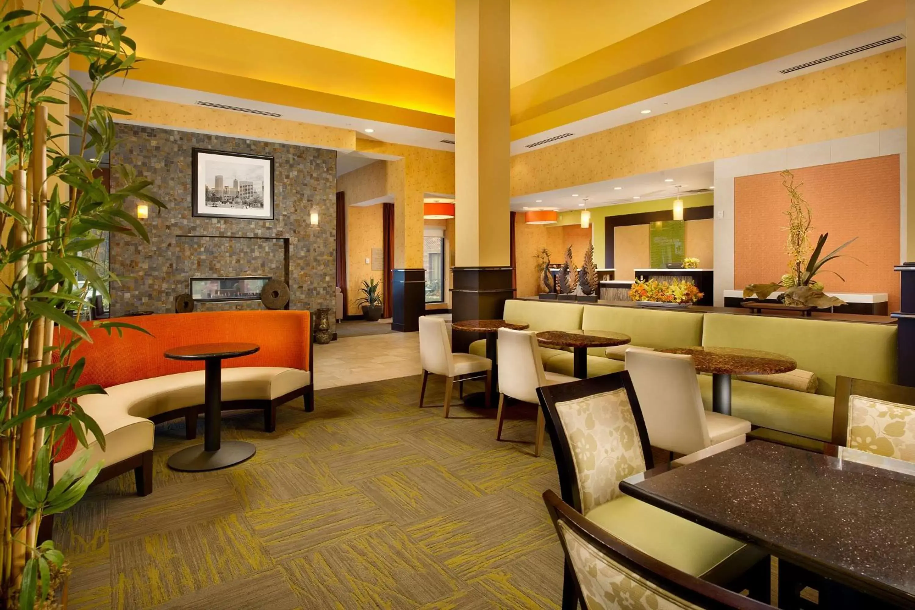 Lobby or reception, Restaurant/Places to Eat in Hilton Garden Inn Indianapolis Northwest