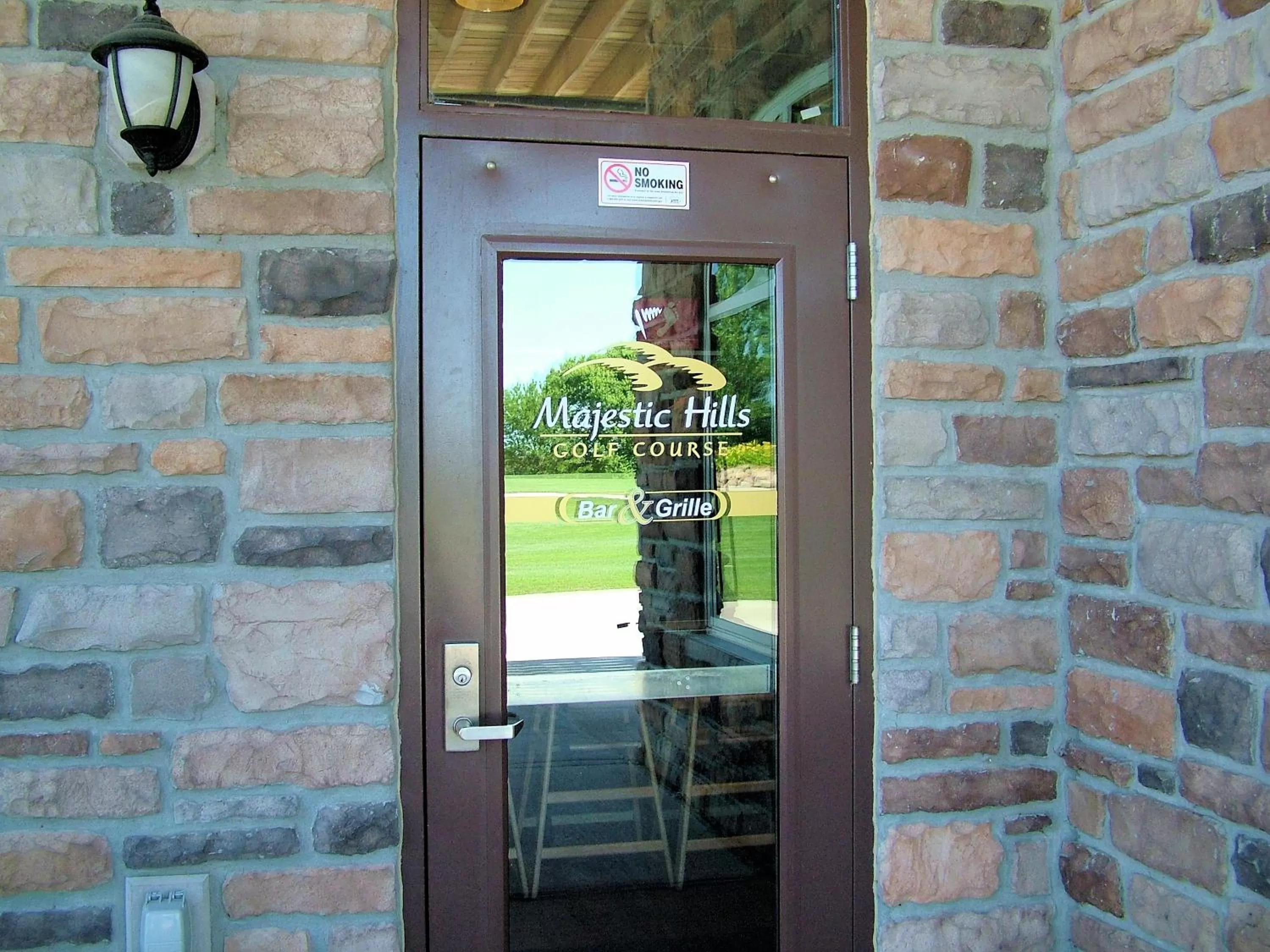 Restaurant/places to eat in Cobblestone Inn & Suites - Denison | Majestic Hills