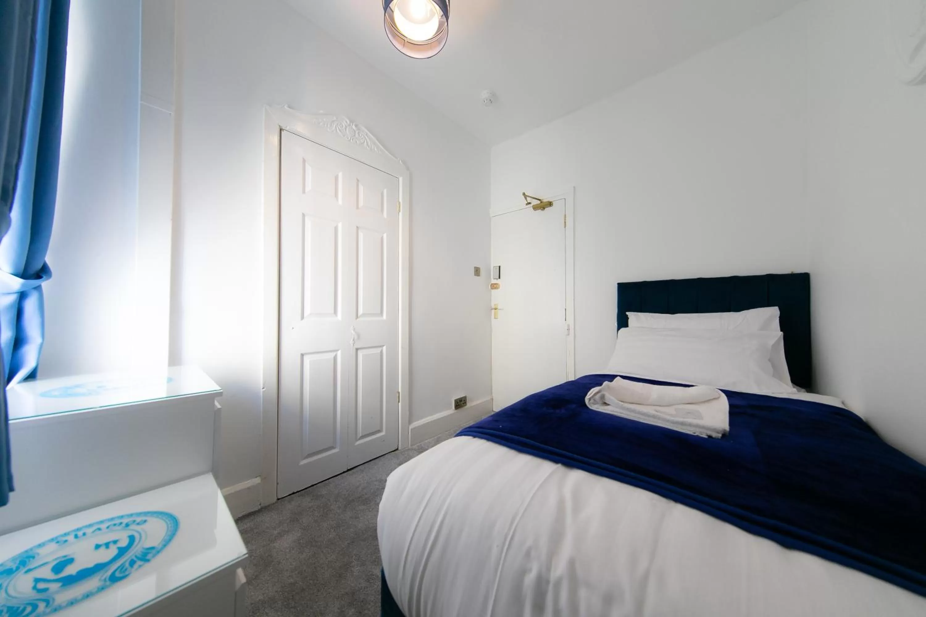 Bed in The New Apollo Hotel