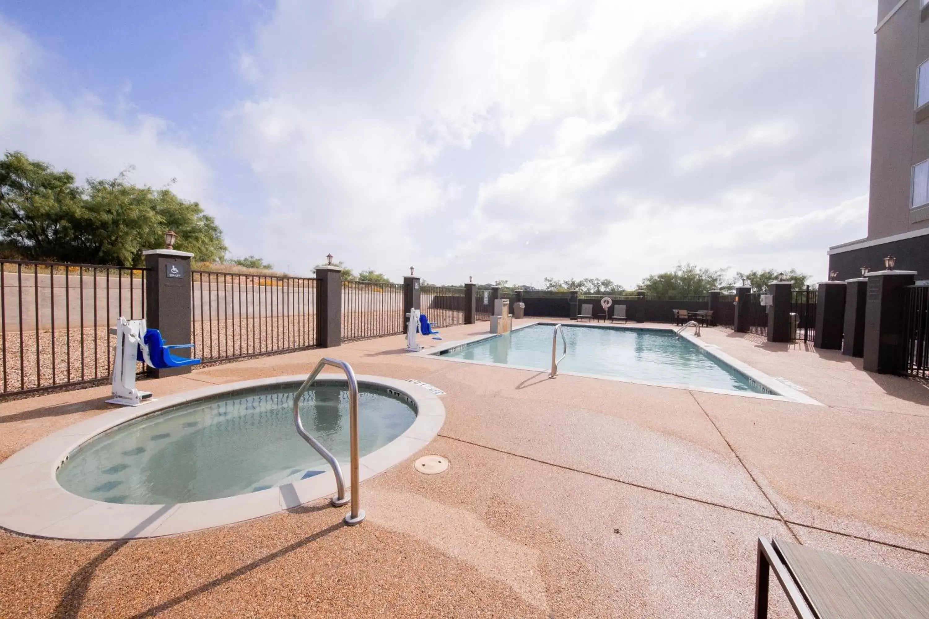 Swimming Pool in La Quinta by Wyndham Big Spring