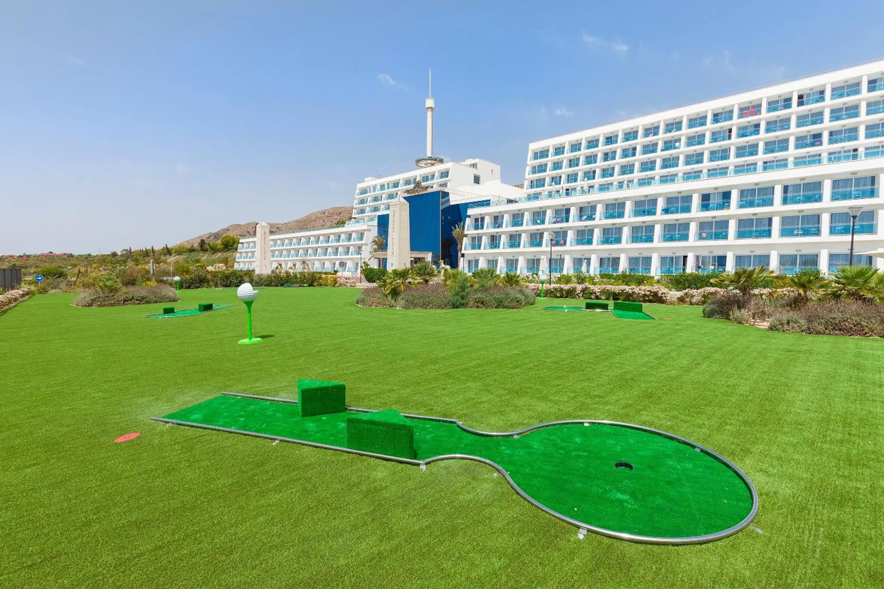 Golfcourse, Property Building in Grand Luxor Hotel