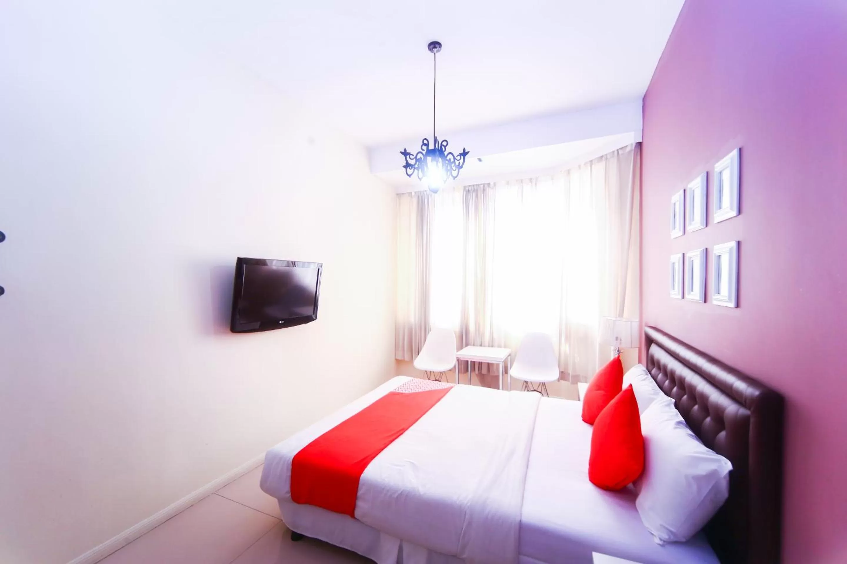 Photo of the whole room, Bed in OYO 777 Epal Hotel