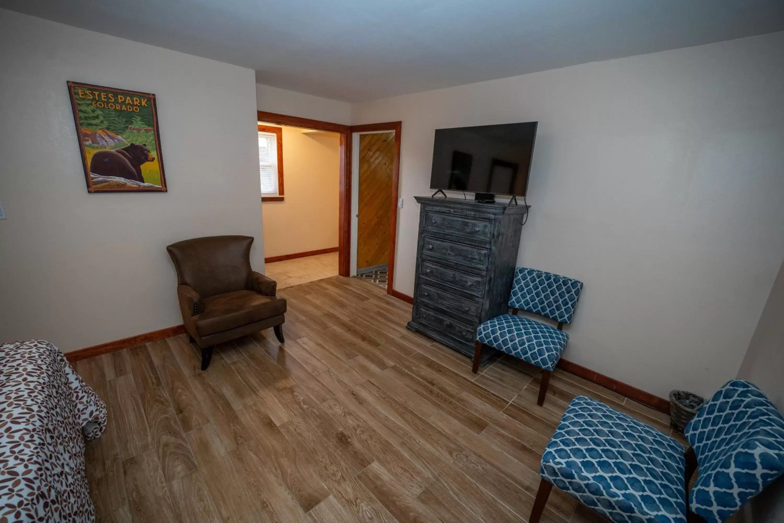 Seating Area in Estes Mountain Inn