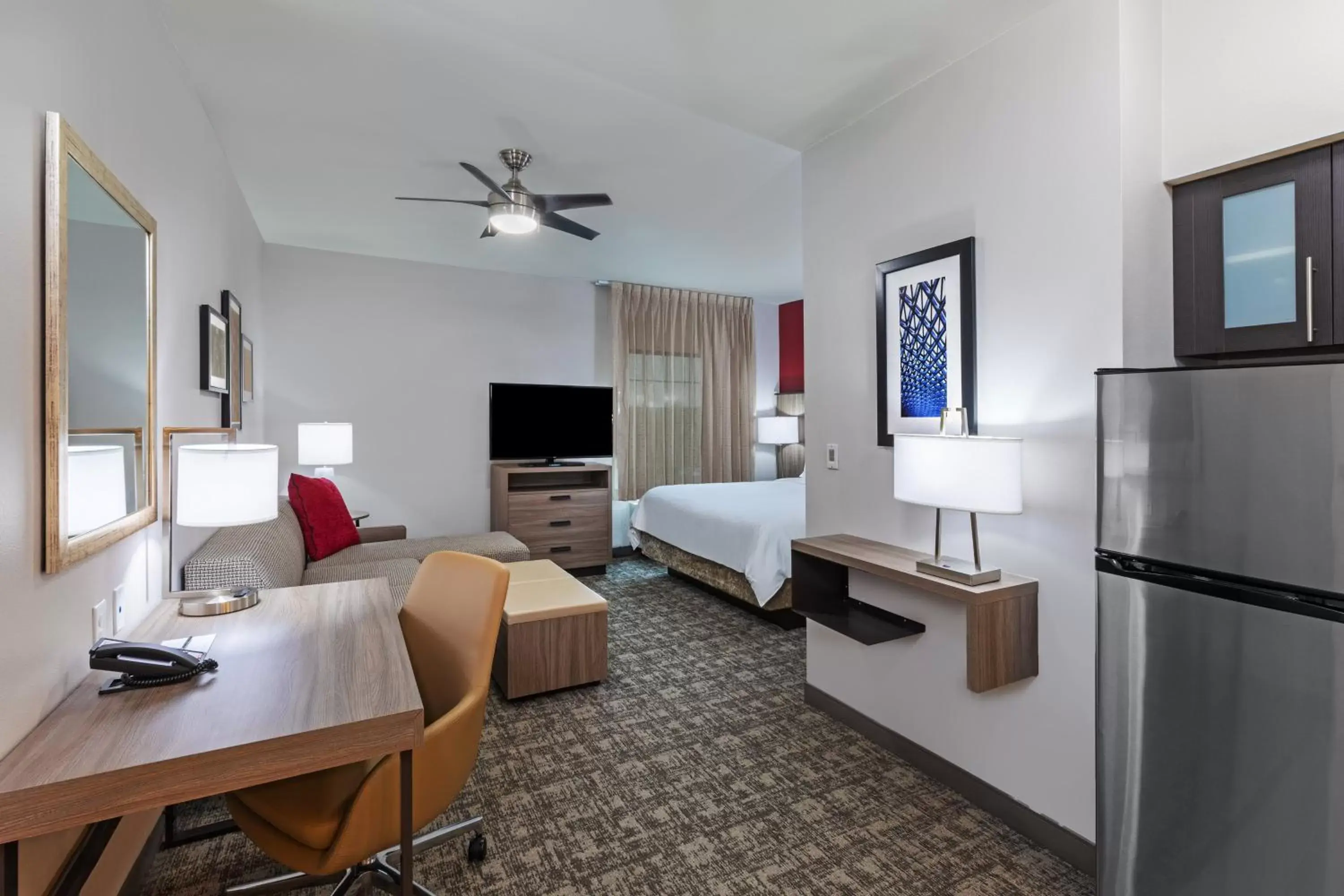 Photo of the whole room, Bed in Staybridge Suites - Houston IAH Airport East by IHG Photo of the whole room, Bed in Staybridge Suites - Houston IAH Airport East by IHG