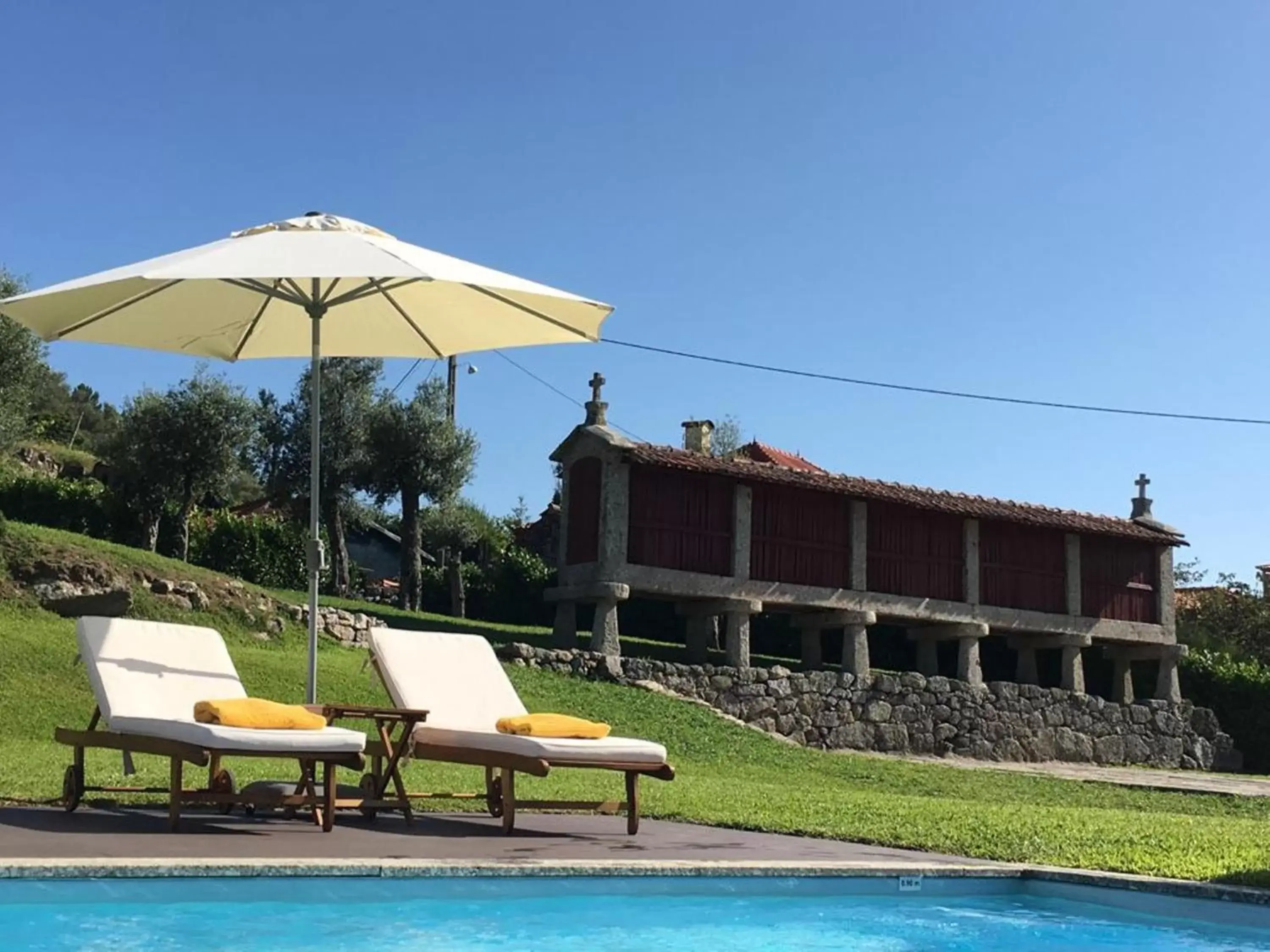 Swimming Pool in Casa da Portela de Sampriz