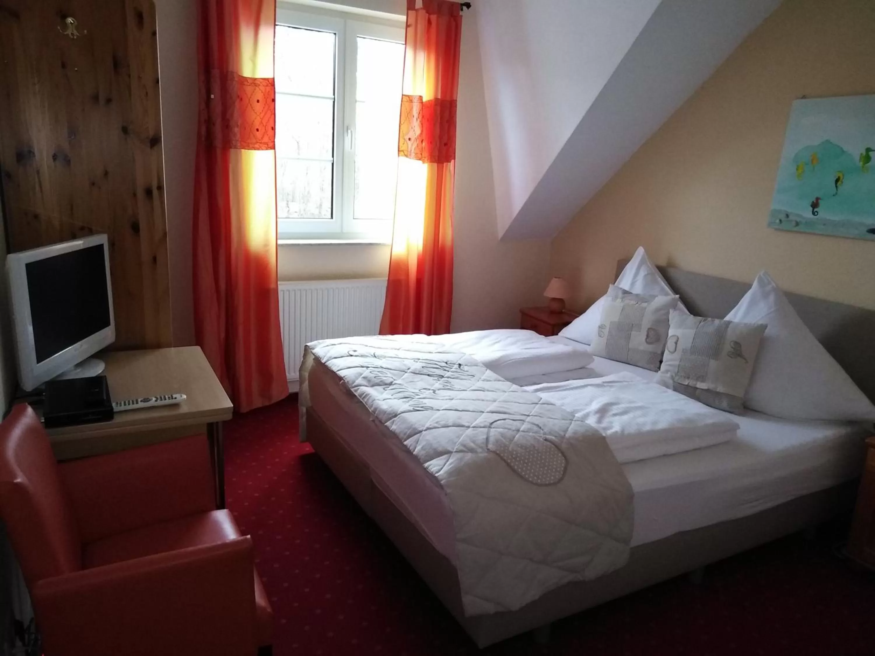 Photo of the whole room, Bed in Hotel Rosengarten