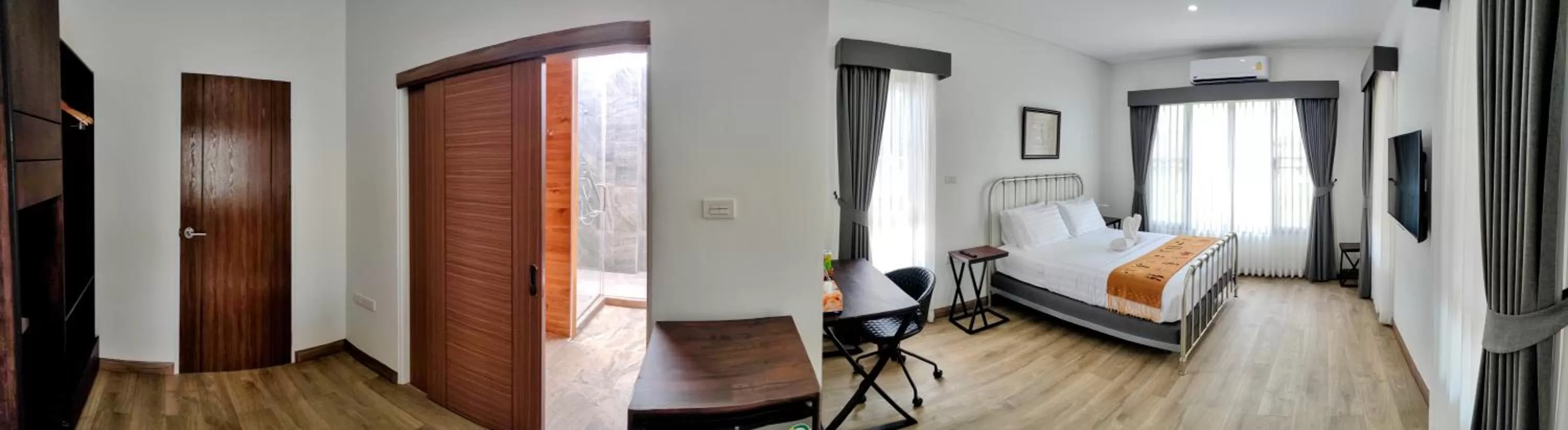 Photo of the whole room, Bed in Isan Golf & Adventure Hotel