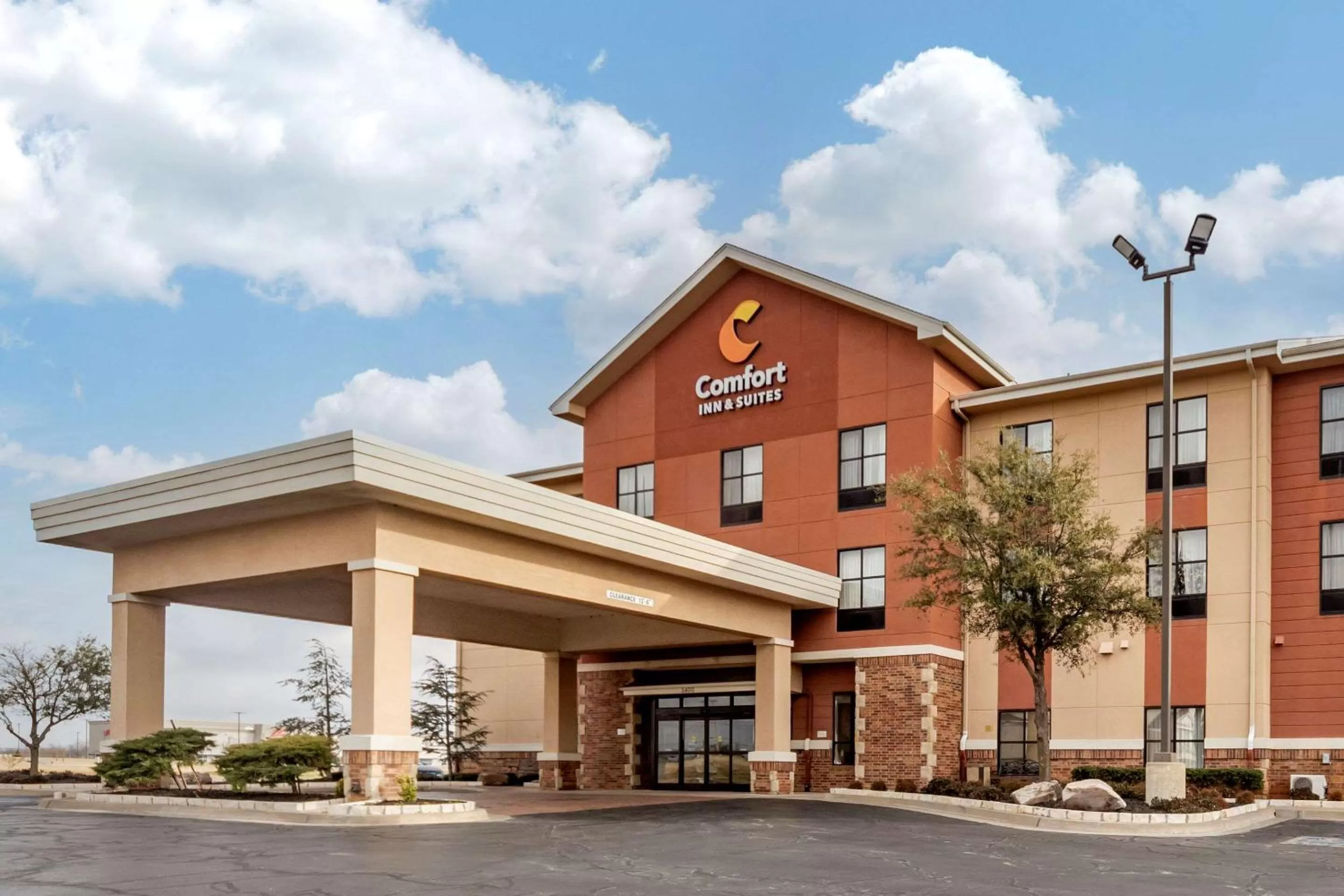 Property building in Comfort Inn & Suites Shawnee North near I-40