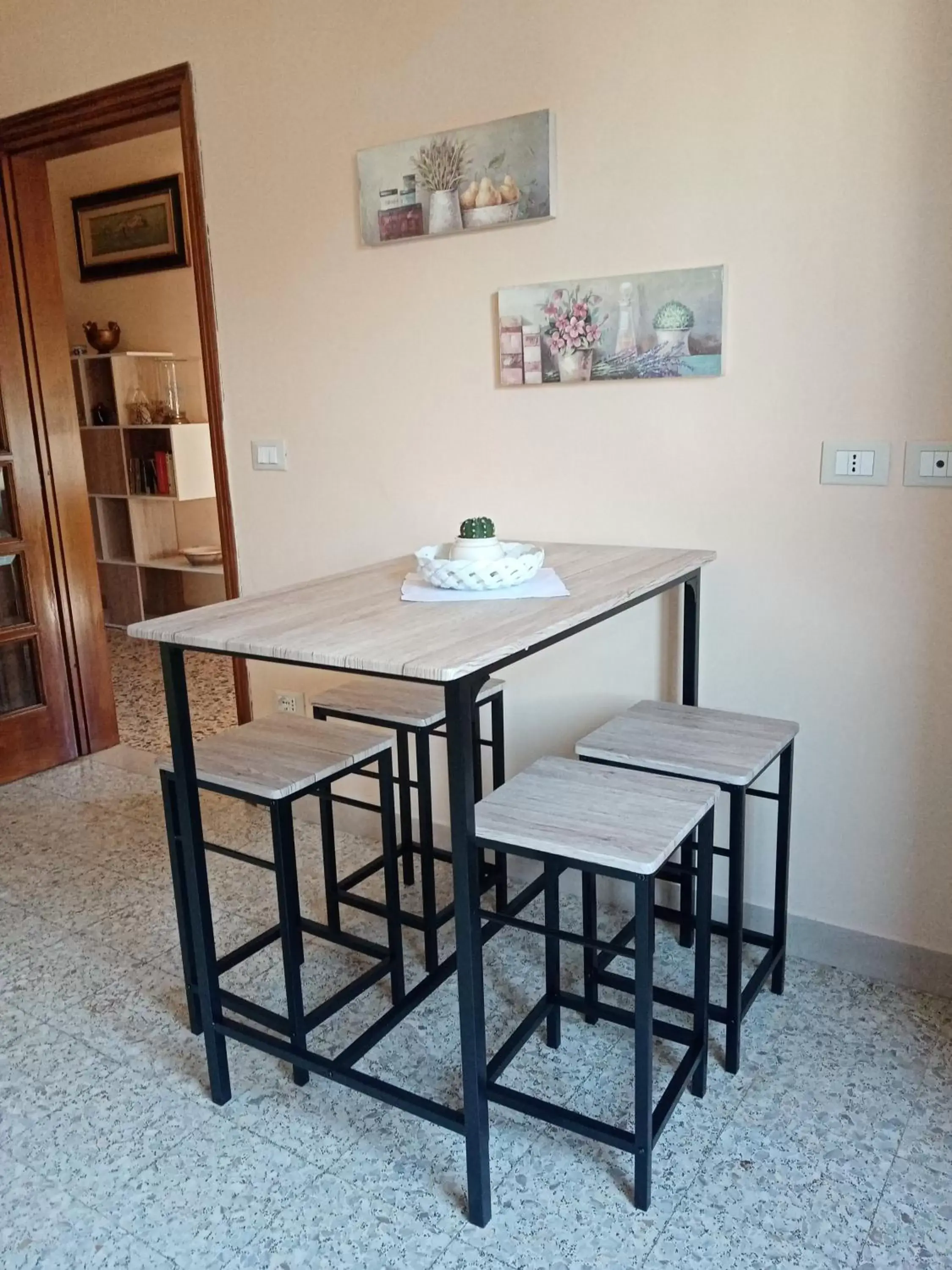 Seating area, Dining Area in B&B BORGHI