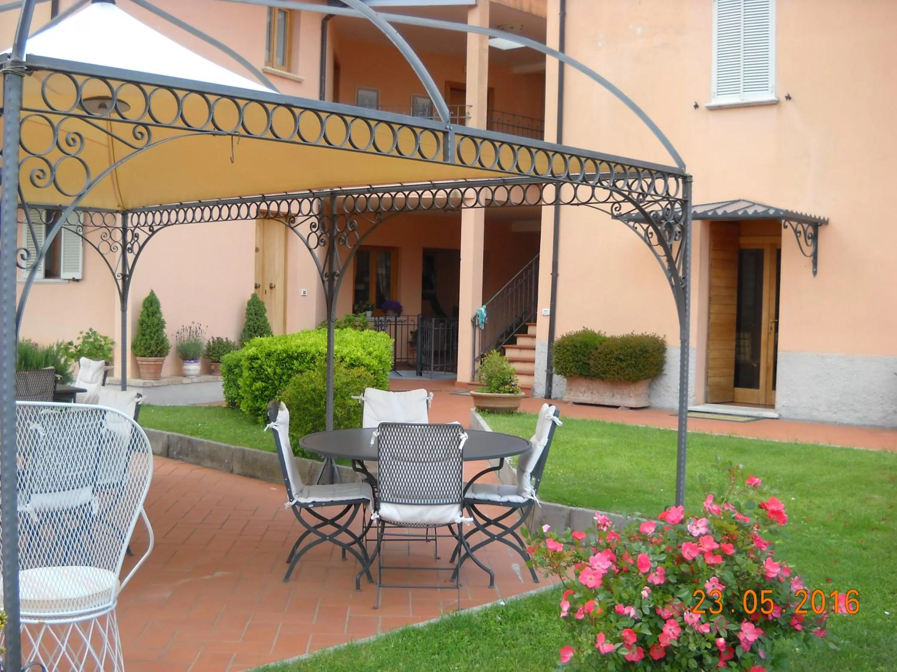 Patio in Albergo Villa Cristina