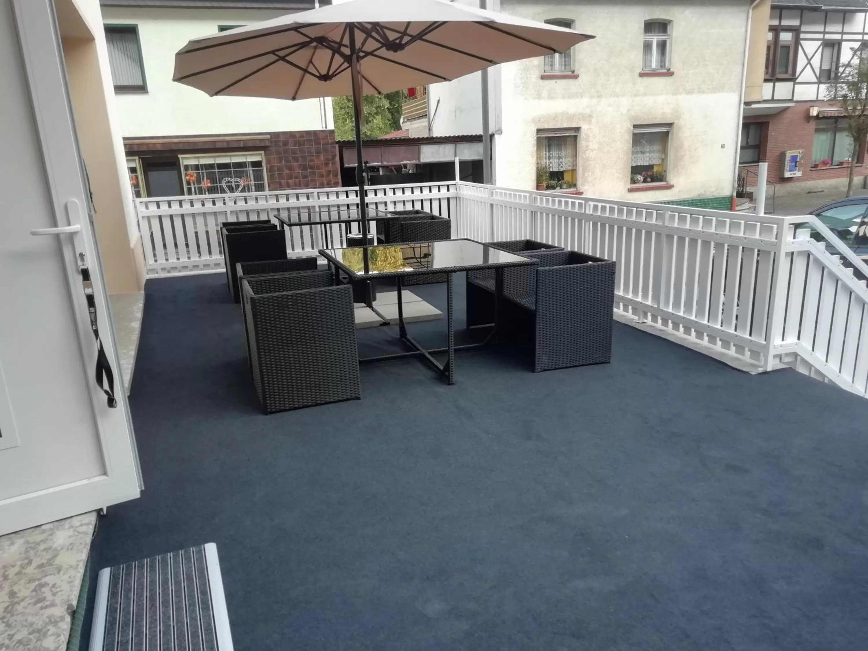 On-site shops in Gästehaus - Café Frank