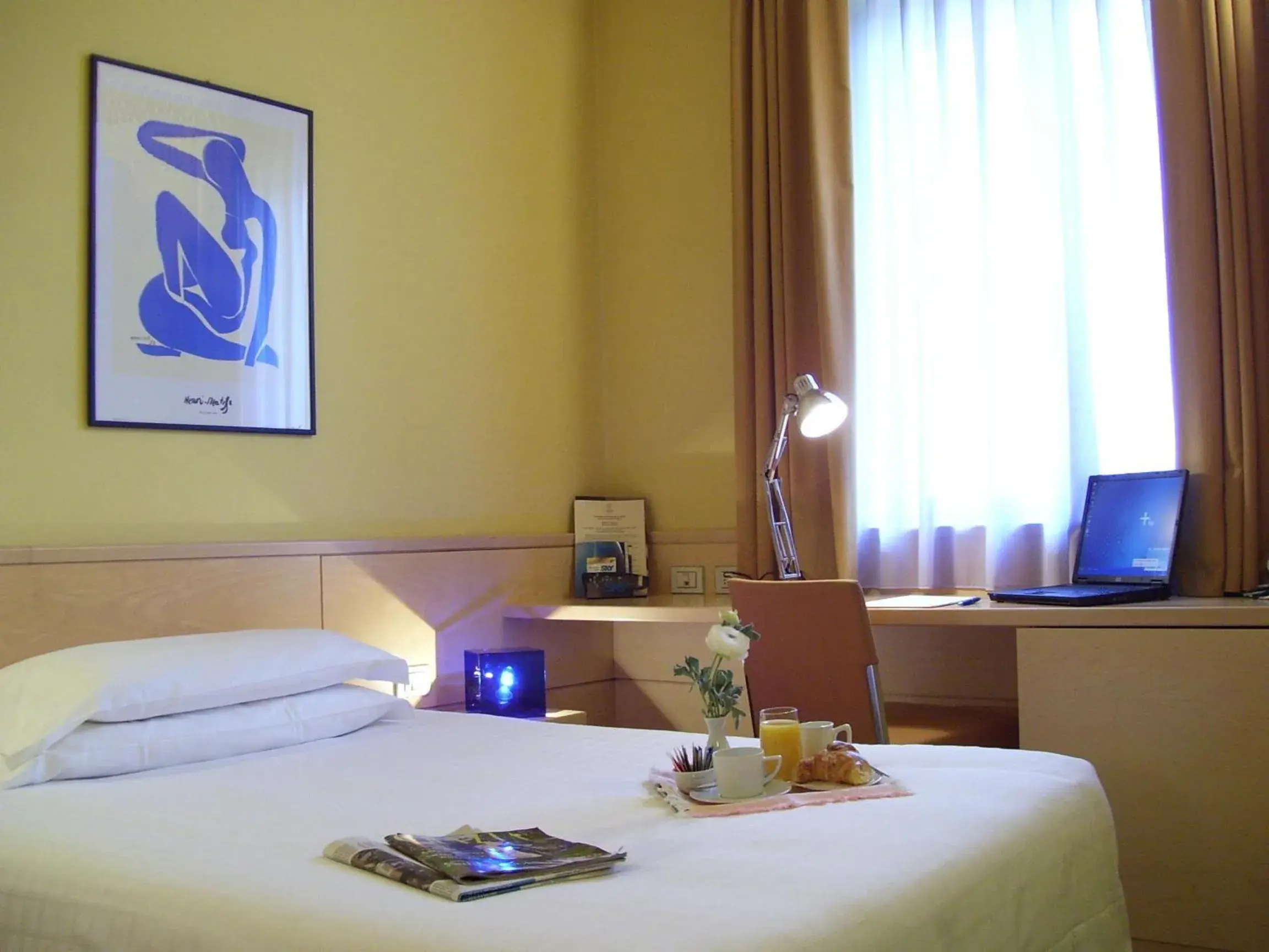 Bed in Albergo Celide