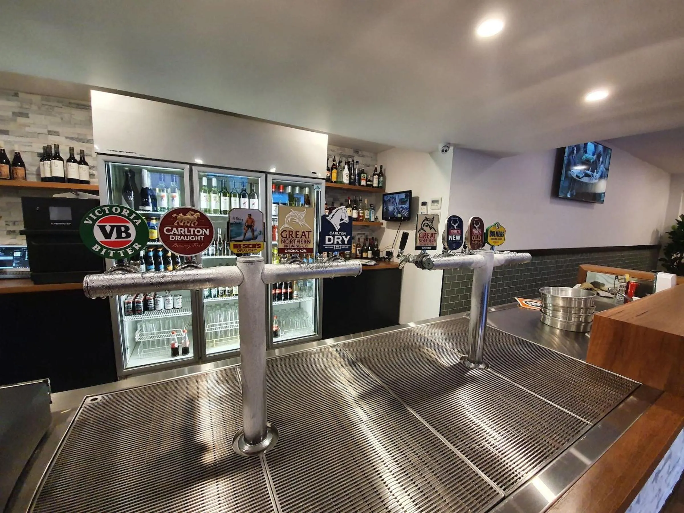 Lounge or bar in Empire Hotel Goulburn