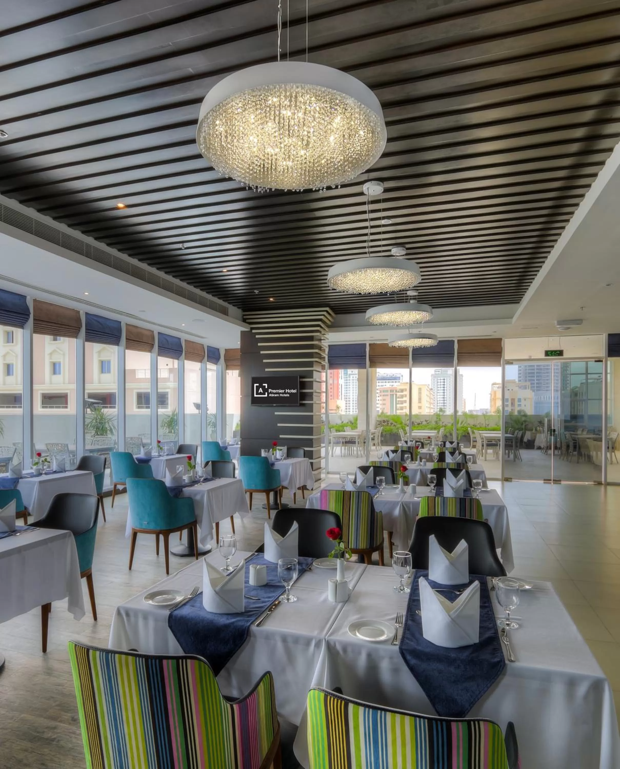 Restaurant/places to eat in Premier Hotel