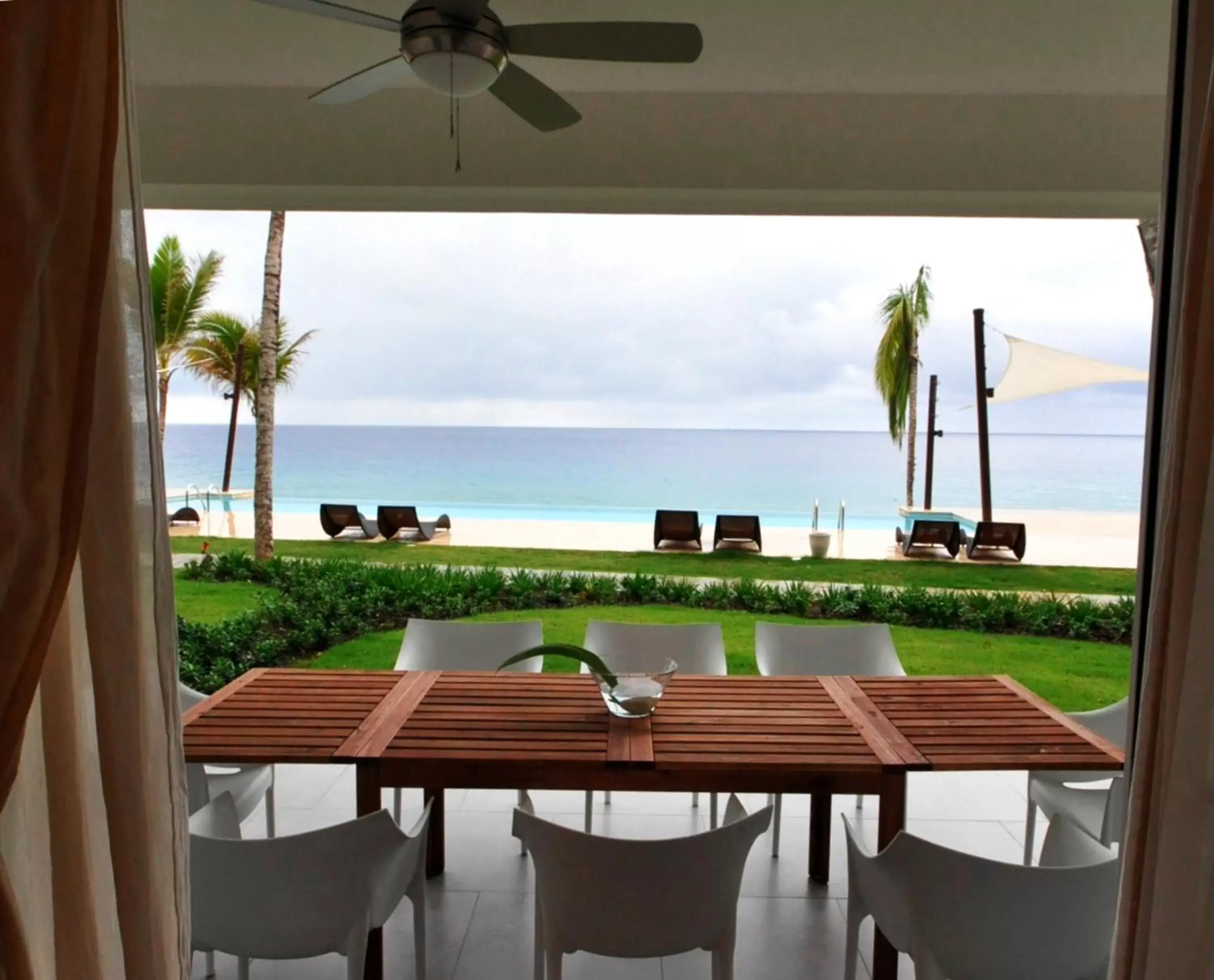 Balcony/Terrace in Instyle Residences at Infiniti Blu