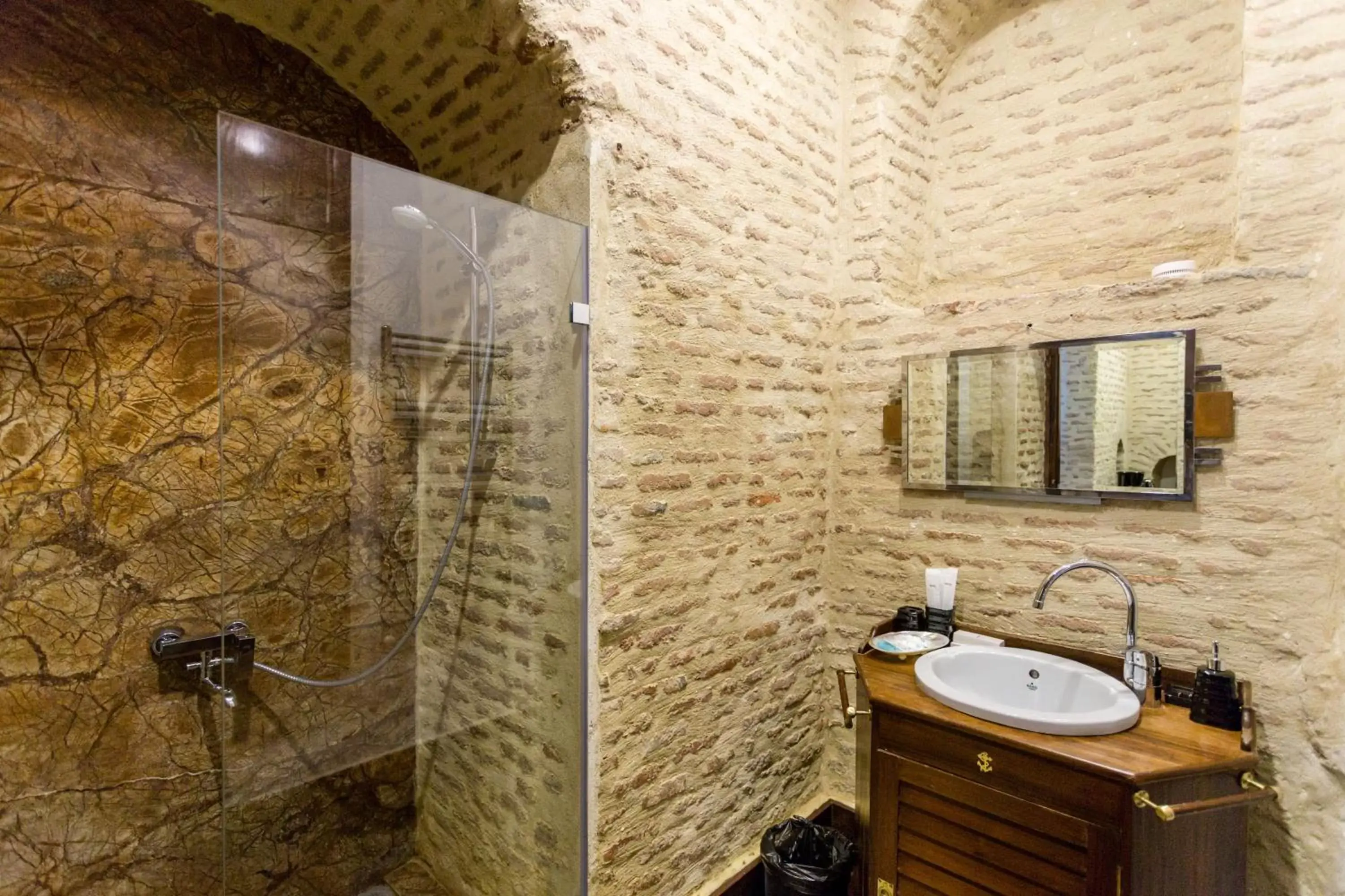 Shower, Bathroom in Castle in Old Town