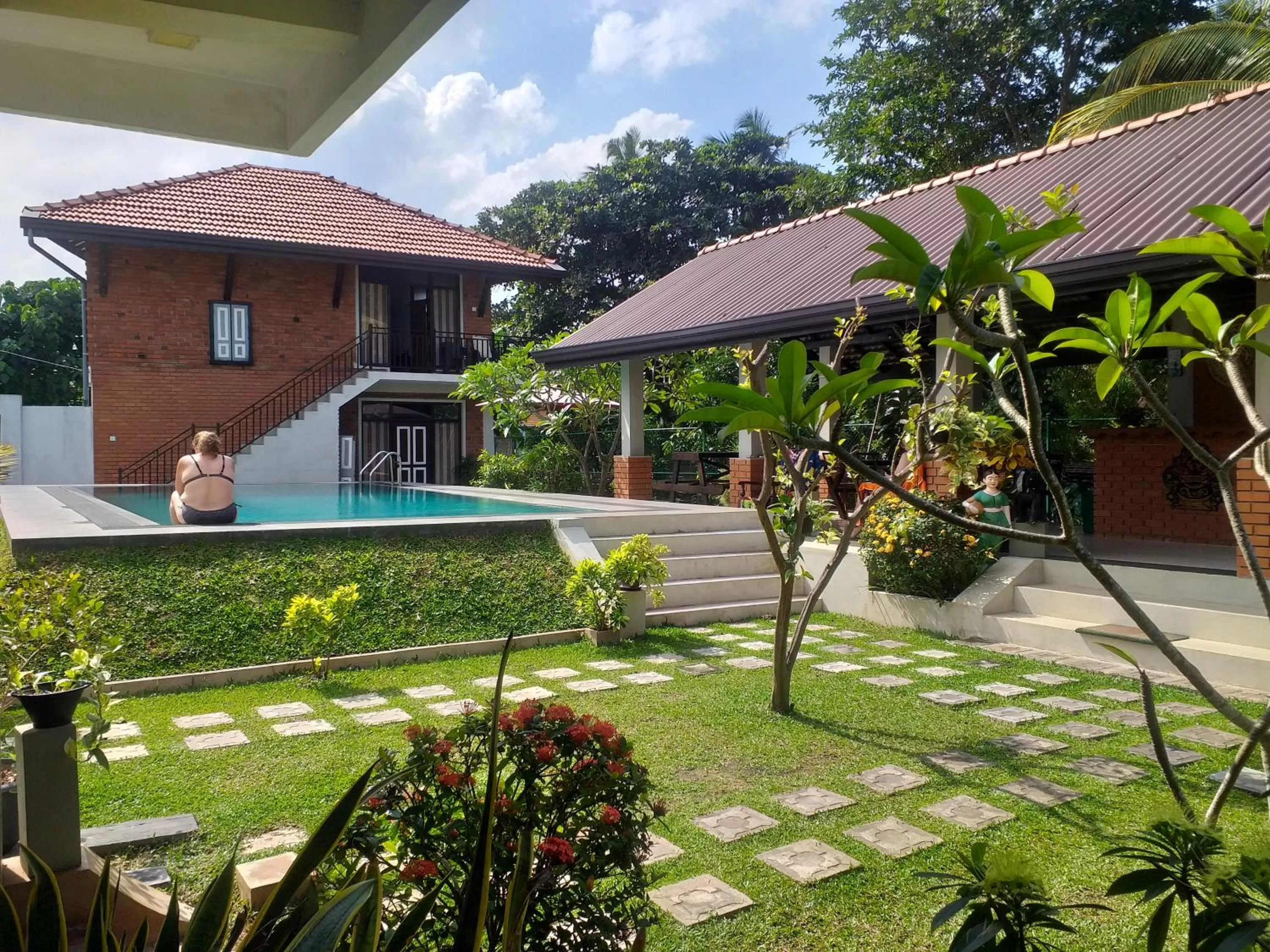 Pool view in Green Wood Villa Negombo