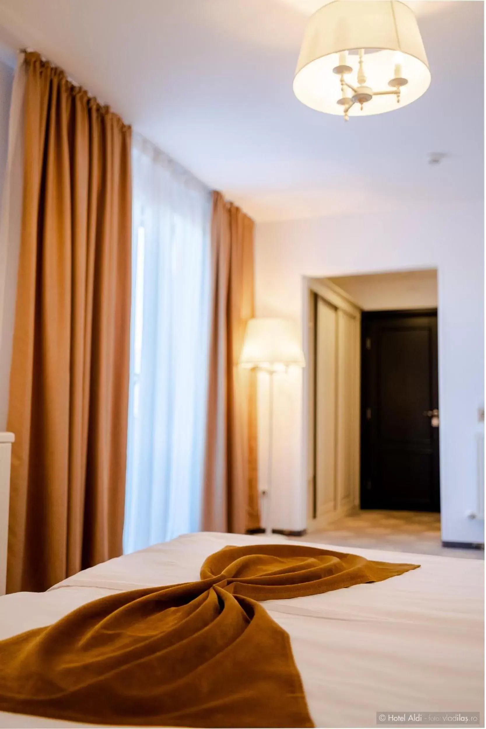 Family Room (2 Adults + 1 Child) in Hotel Aldi Family Room (2 Adults + 1 Child) in Hotel Aldi