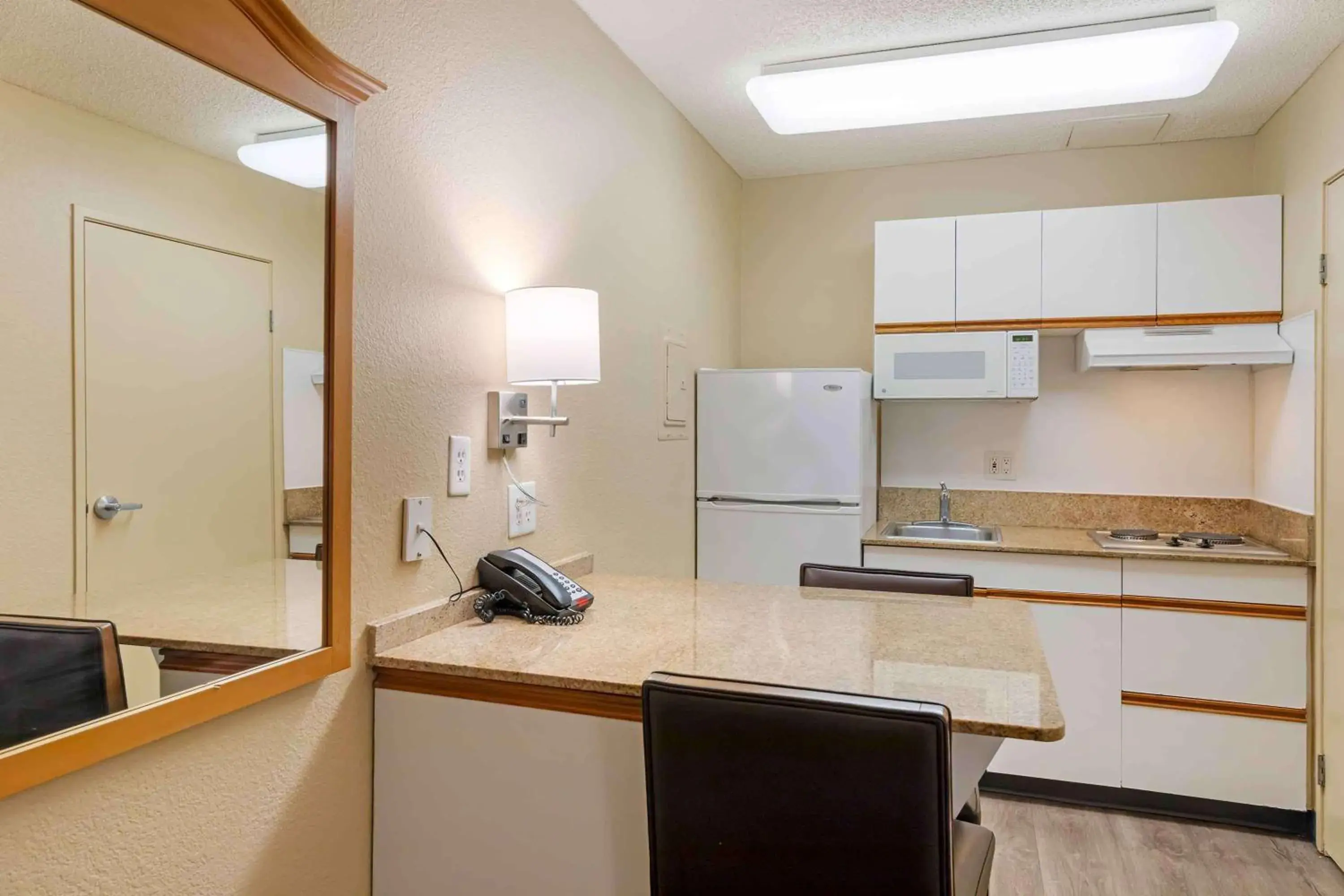 Bedroom, Kitchen/Kitchenette in Extended Stay America Suites - Orange County - Brea