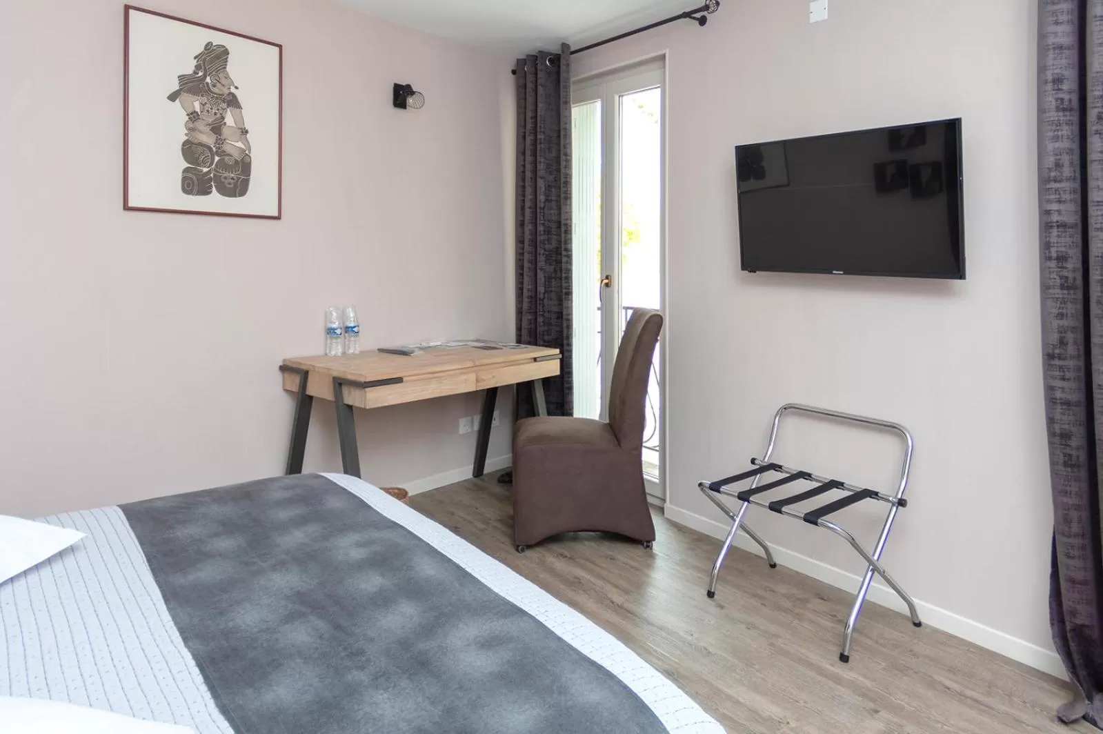 TV and multimedia, Bed in Le Relais de la Poste