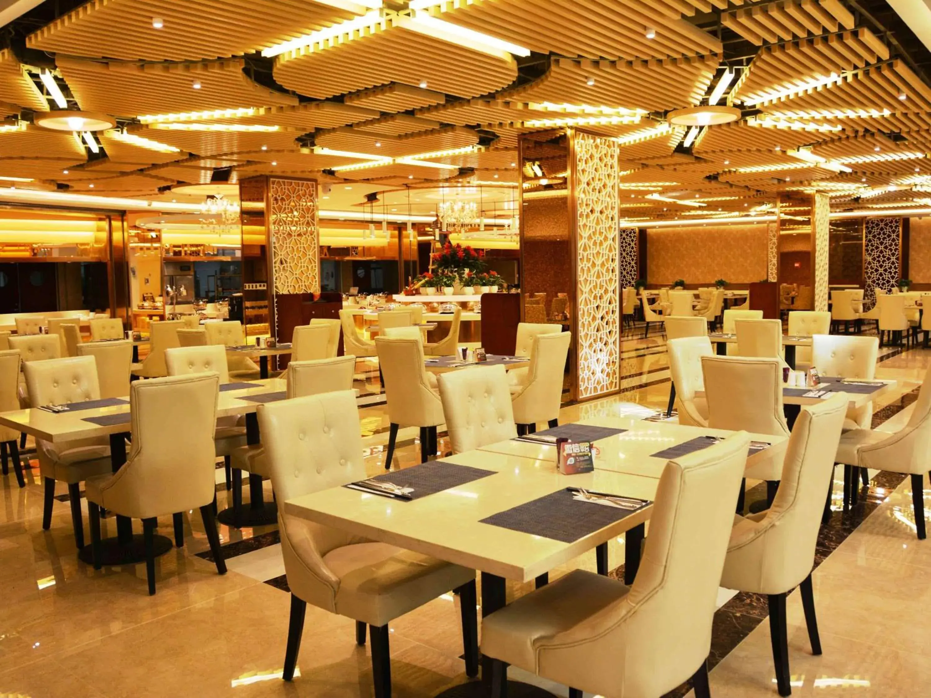 Restaurant/Places to Eat in Mercure Beijing Downtown Hotel