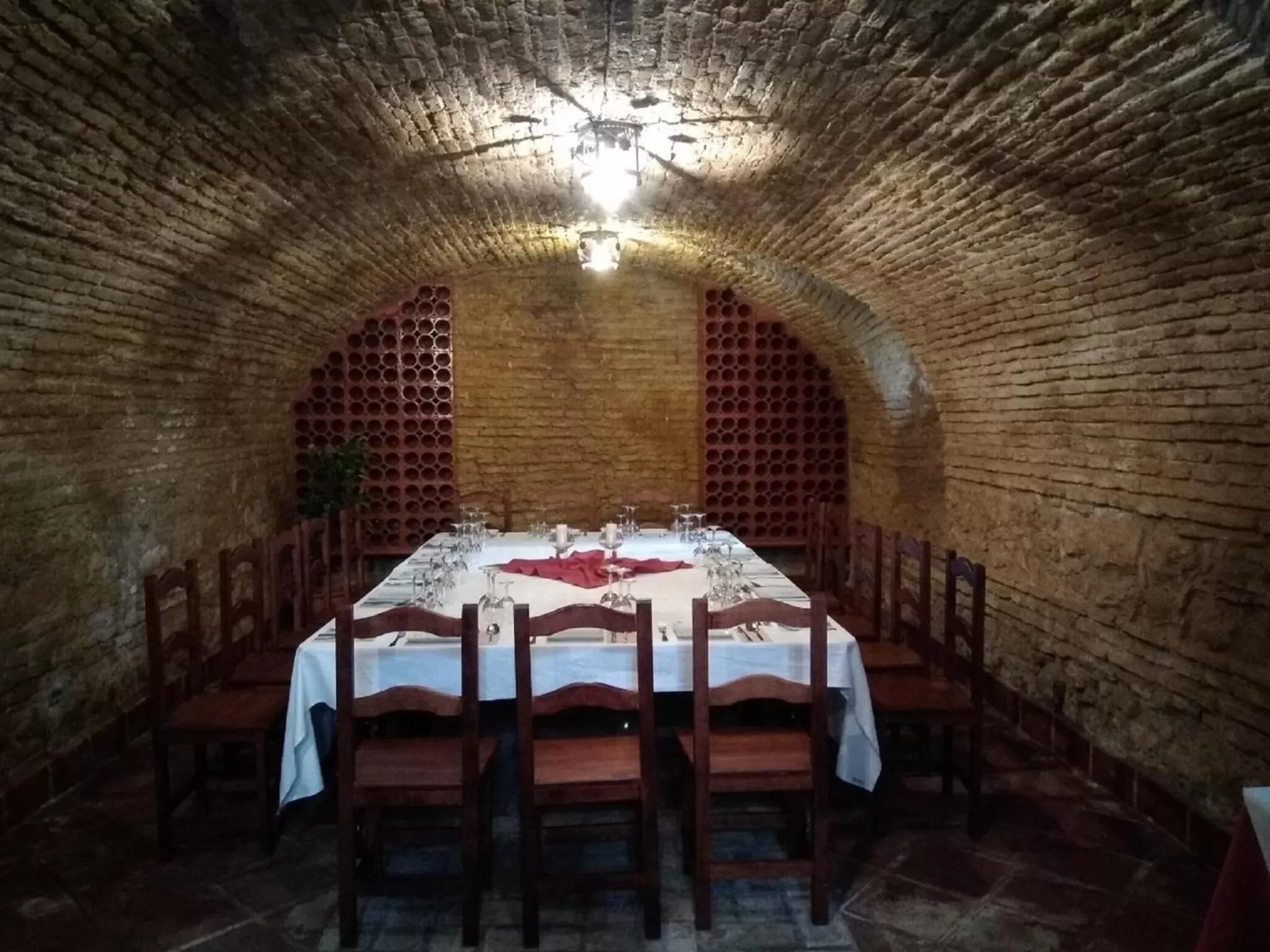 Restaurant/places to eat in Hotel Plateros