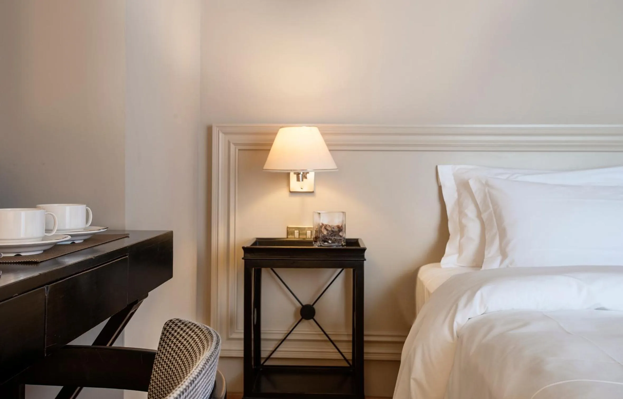 Double or Twin Room - Disability Access in Ambasciatori Place Hotel