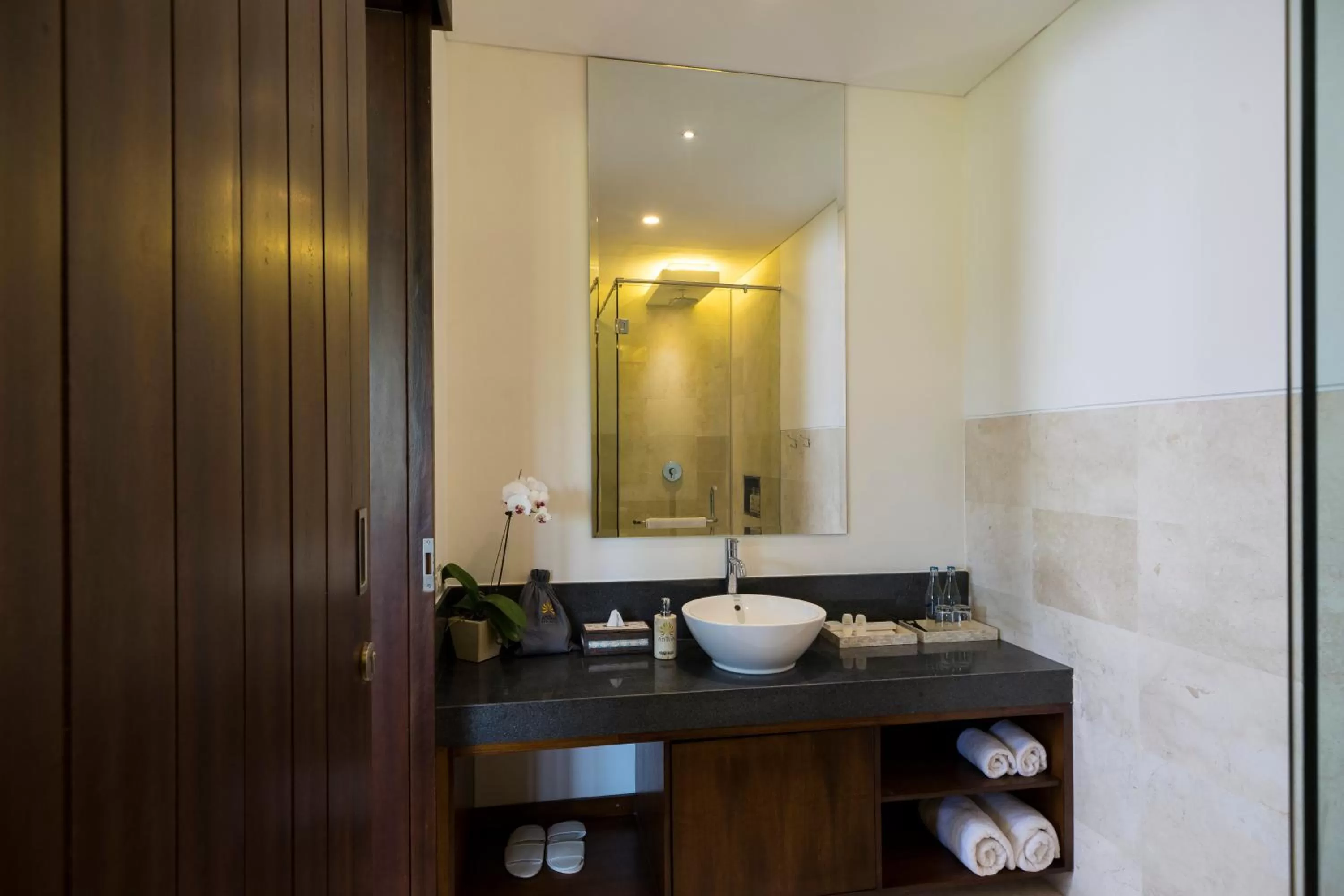 Toilet in Athaya Ubud