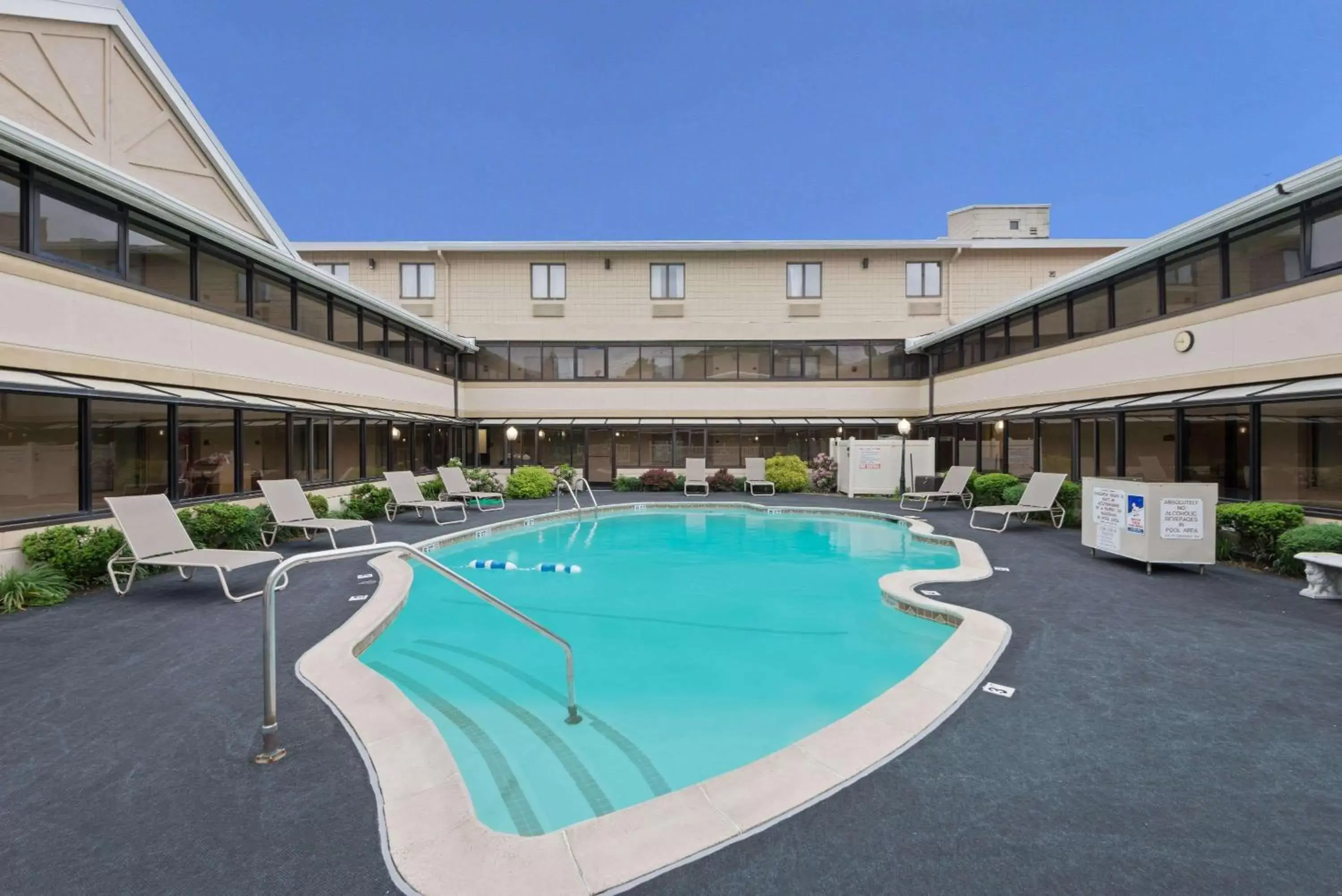 On site, Swimming Pool in Ramada by Wyndham Boston