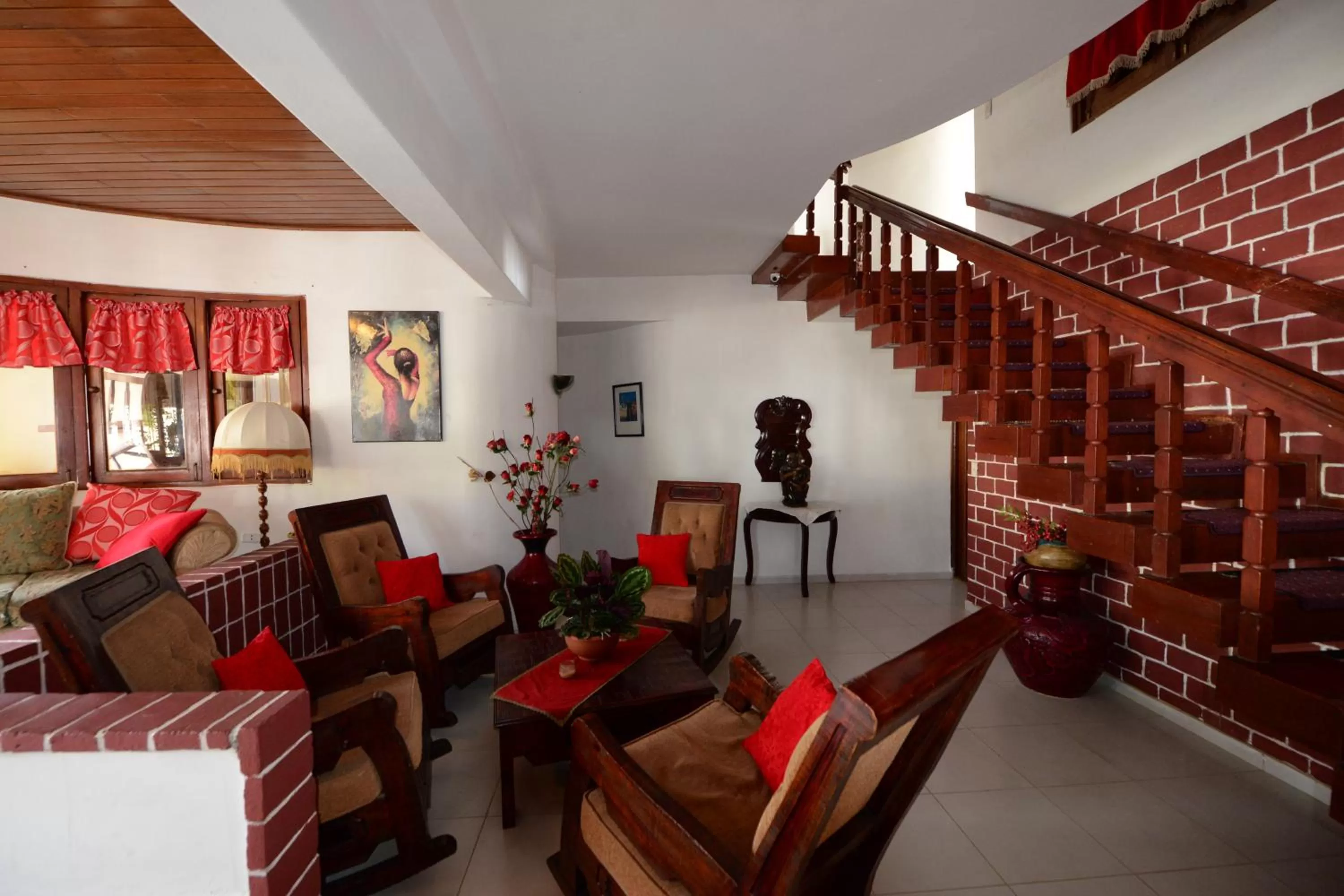 Communal lounge/ TV room in Villa Antonia 16