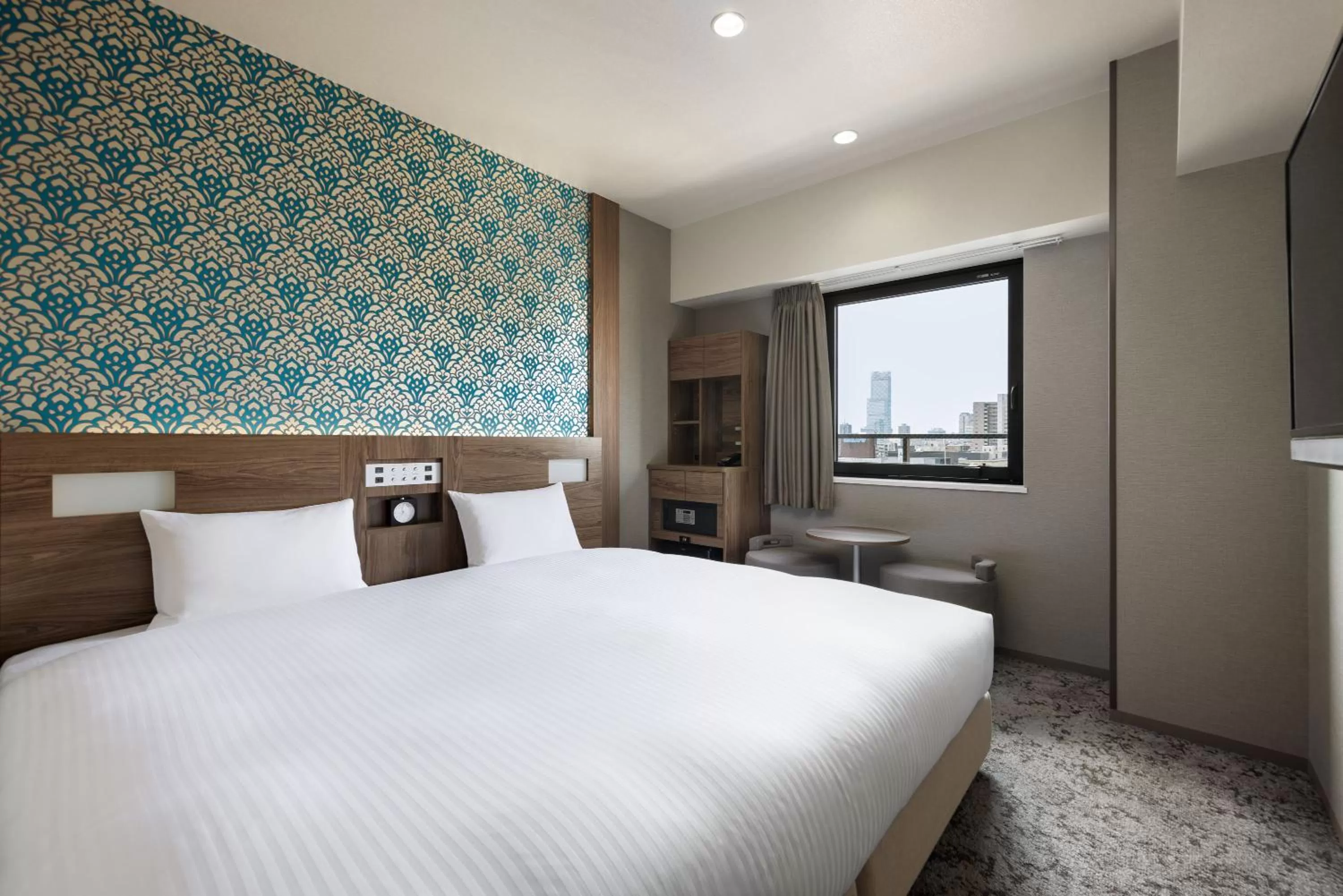 Photo of the whole room in the b namba-kuromon