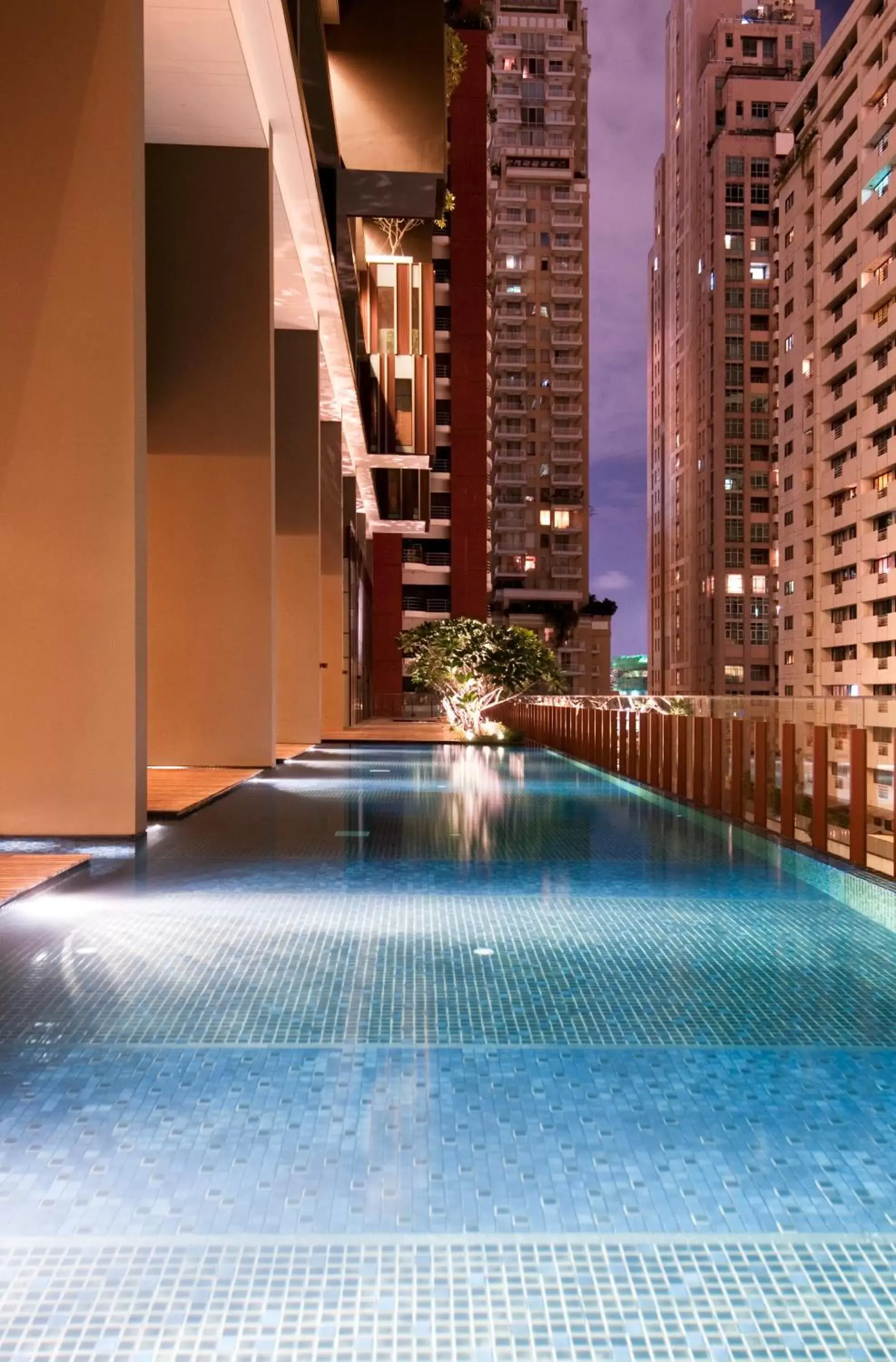 Swimming Pool in Hansar Bangkok - SHA Extra Plus